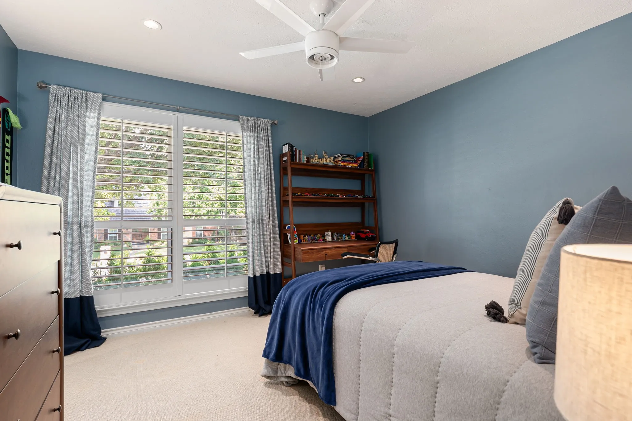 Single Family Residence For Sale in Dallas County , 2214 Eastwood Drive, Richardson, Texas 75080, 4 Bedroom, 3 Bathroom, 2 Garage spaces, 2,521 Sqft, built in 1971, mls#21388831, Real Estate Agent in Richardson, Homes For Sale in Dallas county, Homes For Sale in Richardson, Realtor in Richardson Texas, Real Estate Brokerage Independent Realty Texas, Luminita Cordes Realtor