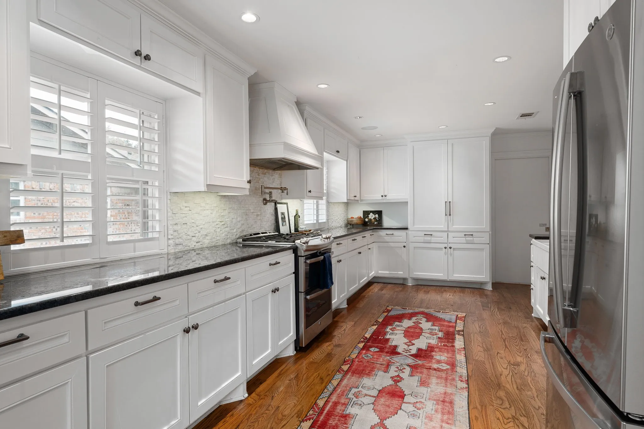 Single Family Residence For Sale in Dallas County , 2214 Eastwood Drive, Richardson, Texas 75080, 4 Bedroom, 3 Bathroom, 2 Garage spaces, 2,521 Sqft, built in 1971, mls#21388831, Real Estate Agent in Richardson, Homes For Sale in Dallas county, Homes For Sale in Richardson, Realtor in Richardson Texas, Real Estate Brokerage Independent Realty Texas, Luminita Cordes Realtor