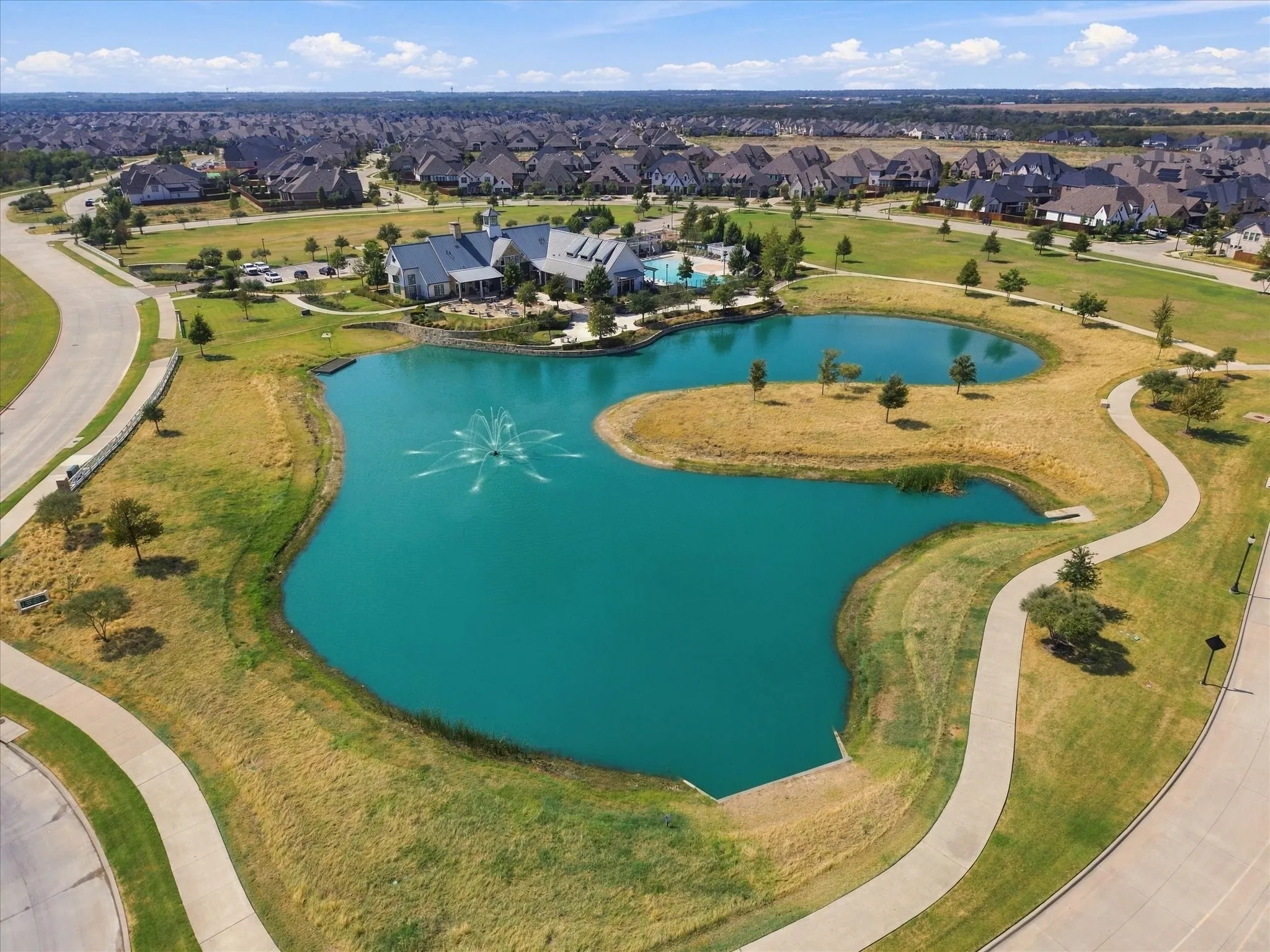 Single Family Residence For Sale in Denton County , 1508 Copper Bay Court, Aubrey, Texas 76227, 4 Bedroom, 3 Bathroom, 2 Garage spaces, 2,648 Sqft, built in 2020, mls#21389794, Real Estate Agent in Aubrey, Homes For Sale in Denton county, Homes For Sale in Aubrey, Realtor in Aubrey Texas, Real Estate Brokerage Independent Realty Texas, Luminita Cordes Realtor