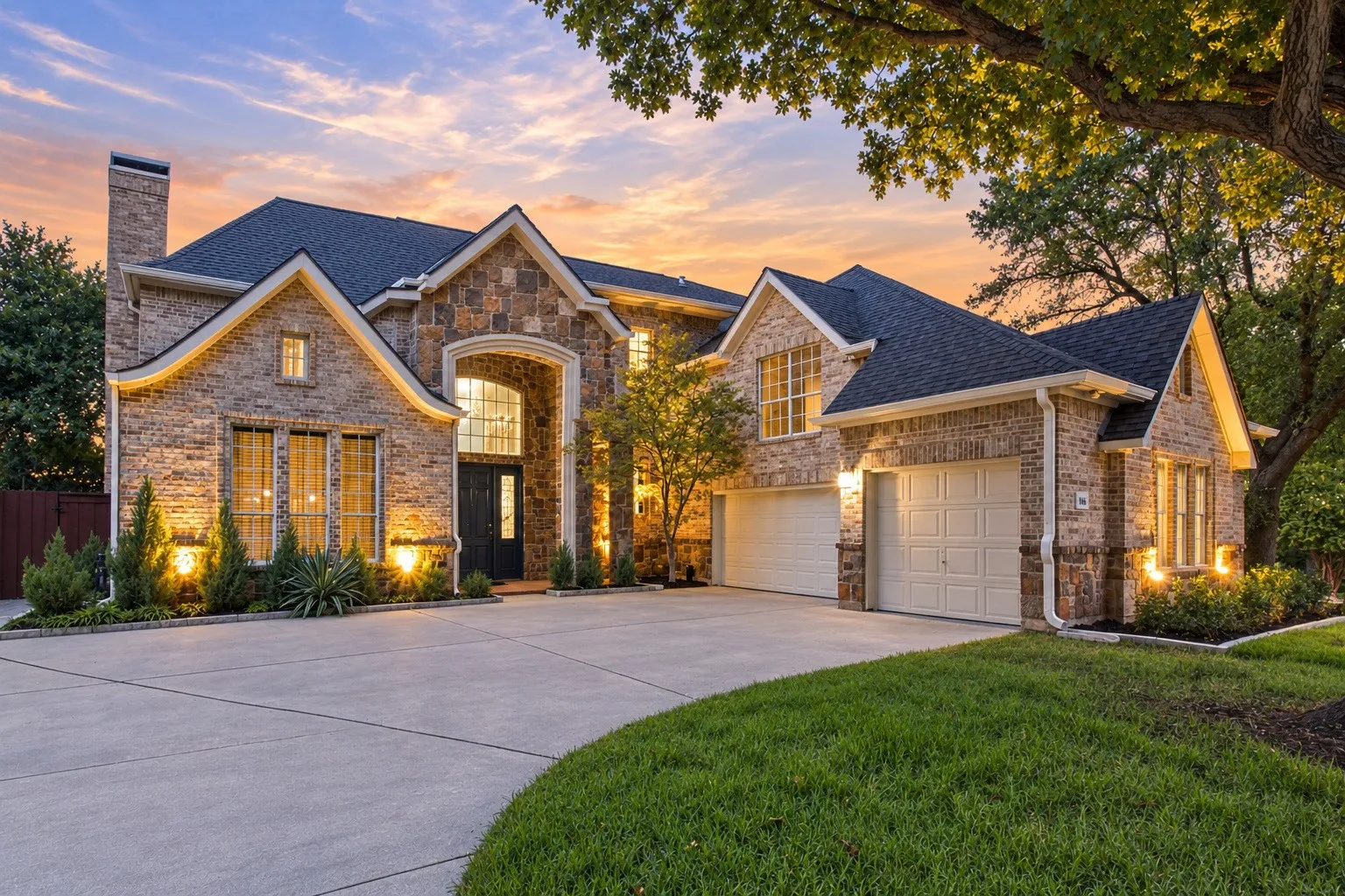 Single Family Residence For Sale in Collin County , 804 Lakewood Drive, Mc Kinney, Texas 75072, 4 Bedroom, 3 Bathroom, 3 Garage spaces, 4,016 Sqft, built in 1994, mls#21389884, Real Estate Agent in Mc Kinney, Homes For Sale in Collin county, Homes For Sale in Mc Kinney, Realtor in Mc Kinney Texas, Real Estate Brokerage Independent Realty Texas, Luminita Cordes Realtor