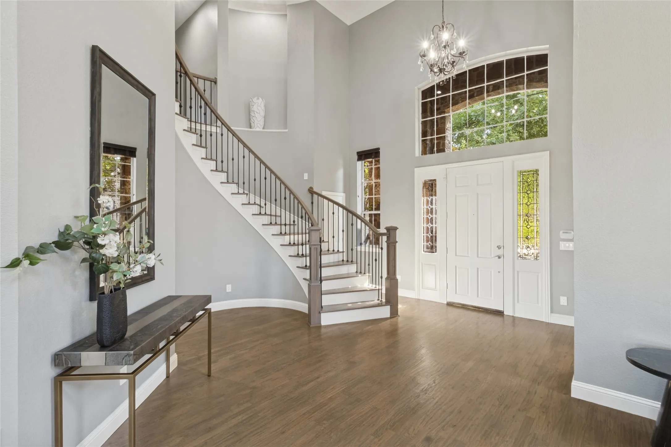 Single Family Residence For Sale in Collin County , 804 Lakewood Drive, Mc Kinney, Texas 75072, 4 Bedroom, 3 Bathroom, 3 Garage spaces, 4,016 Sqft, built in 1994, mls#21389884, Real Estate Agent in Mc Kinney, Homes For Sale in Collin county, Homes For Sale in Mc Kinney, Realtor in Mc Kinney Texas, Real Estate Brokerage Independent Realty Texas, Luminita Cordes Realtor