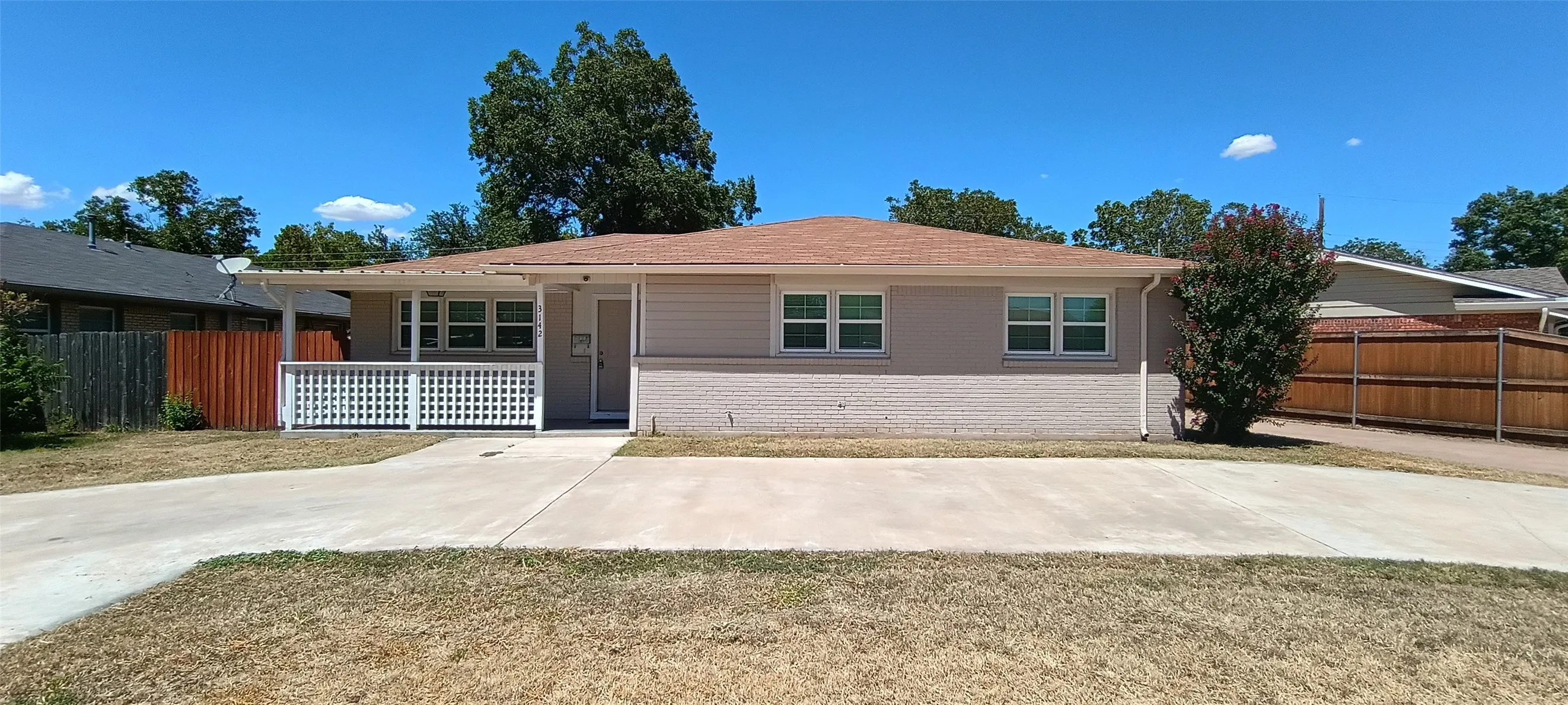 Single Family Residence For Sale
