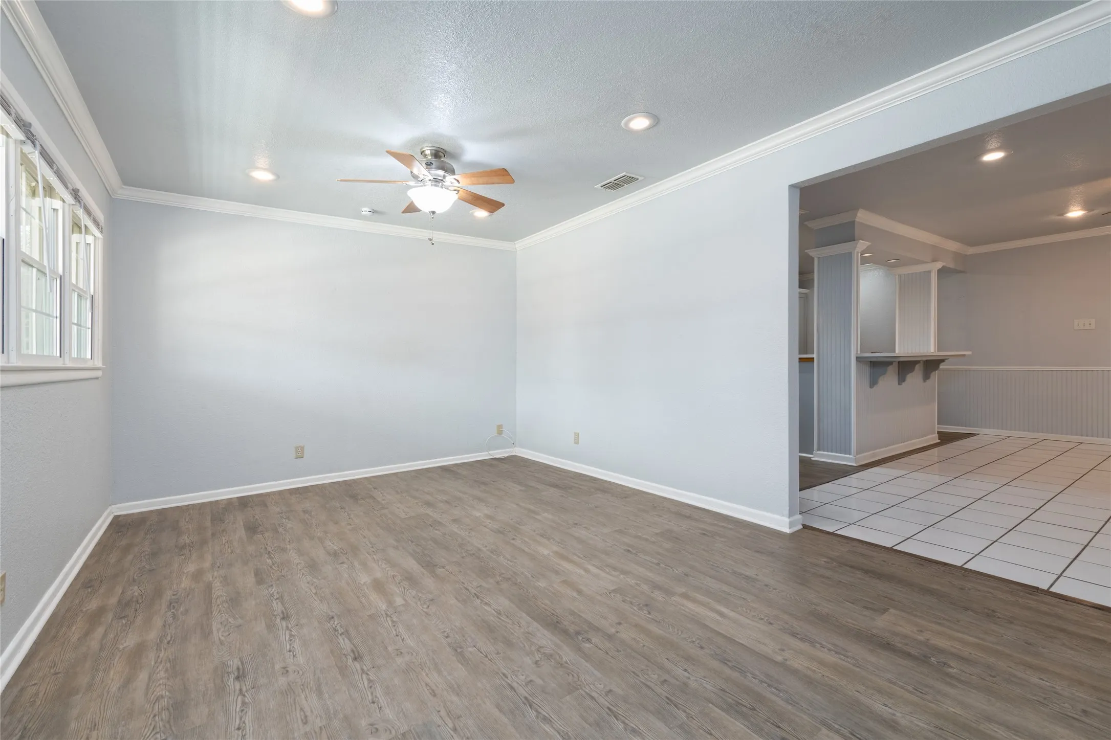 Single Family Residence For Sale in Taylor County , 3142 Columbia Drive, Abilene, Texas 79605, 3 Bedroom, 2 Bathroom, Garage spaces, 2,000 Sqft, built in 1958, mls#21390144, Real Estate Agent in Abilene, Homes For Sale in Taylor county, Homes For Sale in Abilene, Realtor in Abilene Texas, Real Estate Brokerage Independent Realty Texas, Luminita Cordes Realtor