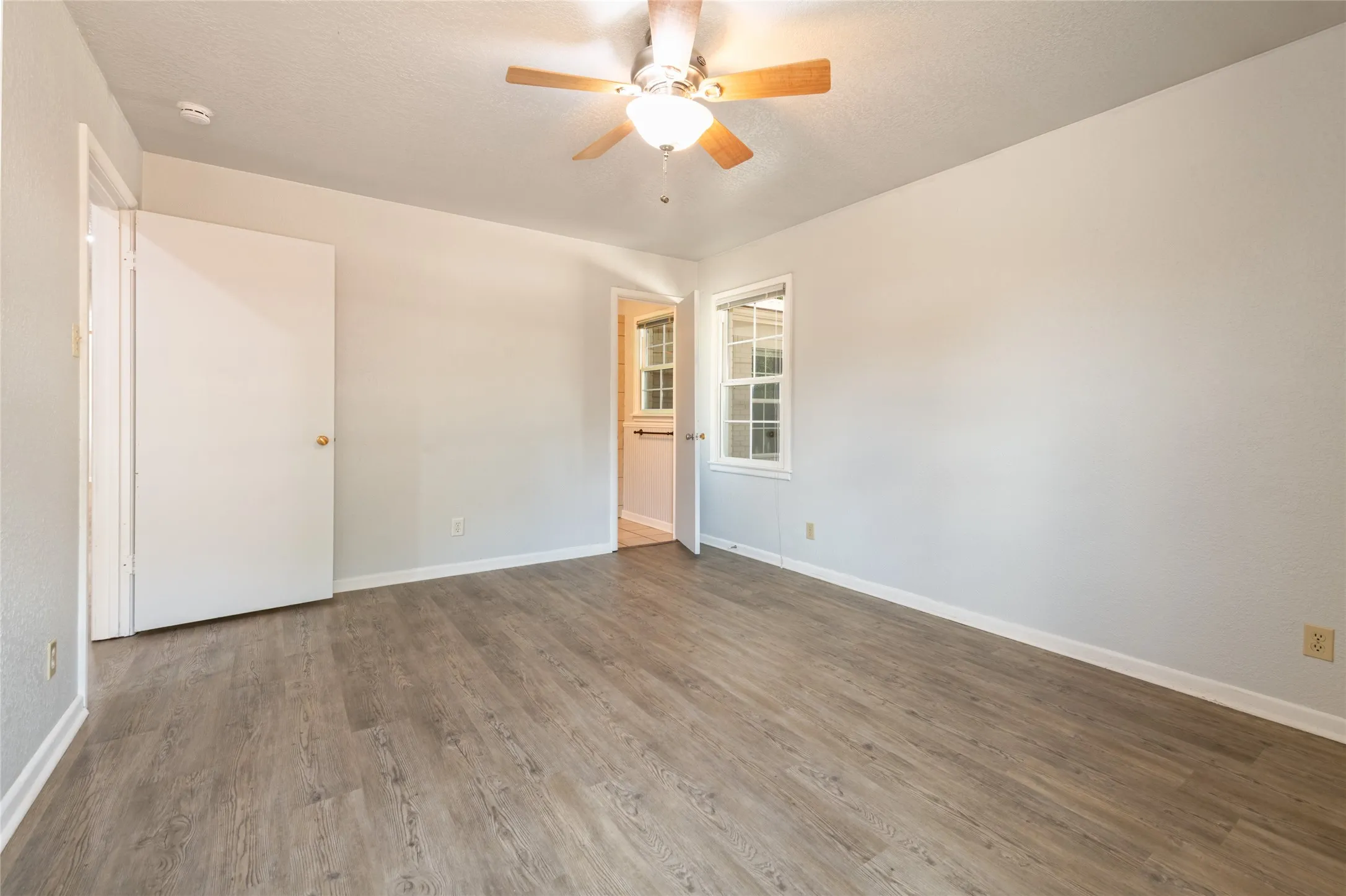 Single Family Residence For Sale in Taylor County , 3142 Columbia Drive, Abilene, Texas 79605, 3 Bedroom, 2 Bathroom, Garage spaces, 2,000 Sqft, built in 1958, mls#21390144, Real Estate Agent in Abilene, Homes For Sale in Taylor county, Homes For Sale in Abilene, Realtor in Abilene Texas, Real Estate Brokerage Independent Realty Texas, Luminita Cordes Realtor