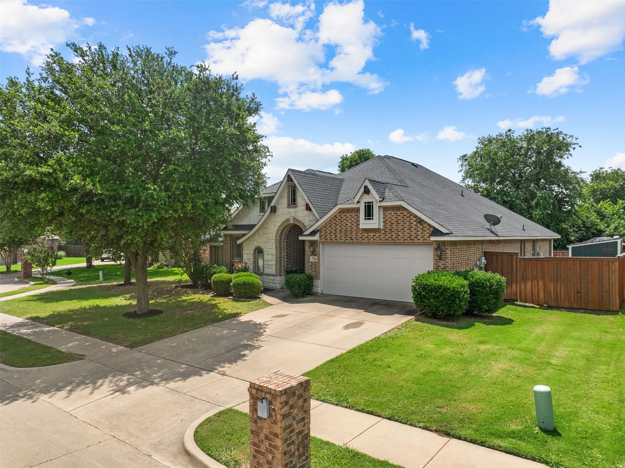 Single Family Residence For Sale