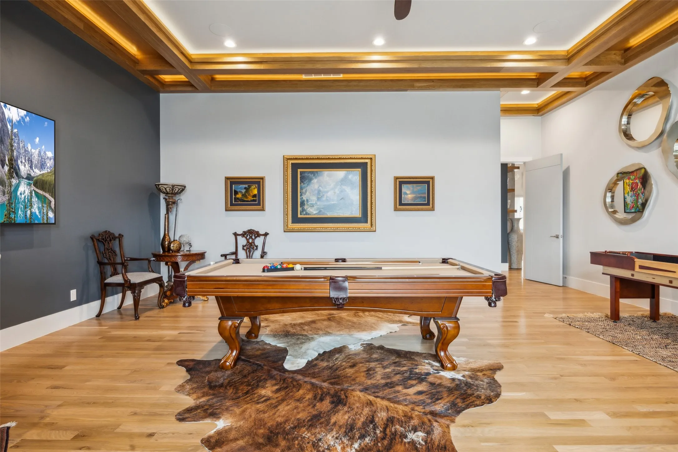 Single Family Residence For Sale in Rockwall County , 405 Kings Landing, Heath, Texas 75032, 4 Bedroom, 7 Bathroom, 3 Garage spaces, 5,734 Sqft, built in 2021, mls#21386962, Real Estate Agent in Heath, Homes For Sale in Rockwall county, Homes For Sale in Heath, Realtor in Heath Texas, Real Estate Brokerage Independent Realty Texas, Luminita Cordes Realtor