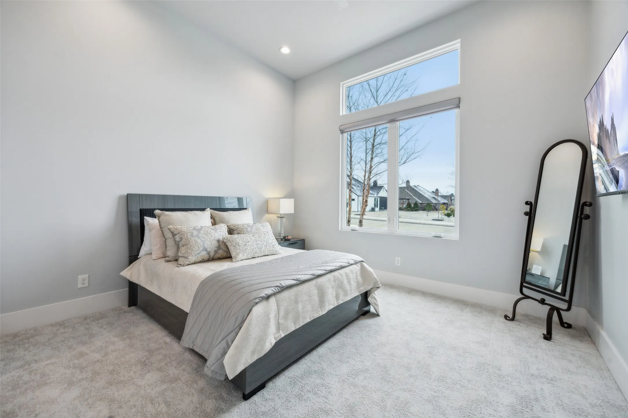 Single Family Residence For Sale in Rockwall County , 405 Kings Landing, Heath, Texas 75032, 4 Bedroom, 7 Bathroom, 3 Garage spaces, 5,734 Sqft, built in 2021, mls#21386962, Real Estate Agent in Heath, Homes For Sale in Rockwall county, Homes For Sale in Heath, Realtor in Heath Texas, Real Estate Brokerage Independent Realty Texas, Luminita Cordes Realtor