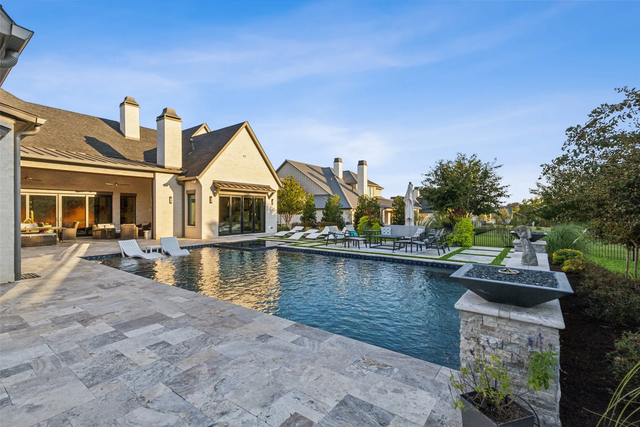 Single Family Residence For Sale in Rockwall County , 405 Kings Landing, Heath, Texas 75032, 4 Bedroom, 7 Bathroom, 3 Garage spaces, 5,734 Sqft, built in 2021, mls#21386962, Real Estate Agent in Heath, Homes For Sale in Rockwall county, Homes For Sale in Heath, Realtor in Heath Texas, Real Estate Brokerage Independent Realty Texas, Luminita Cordes Realtor