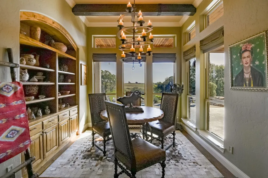 Breakfast Nook
