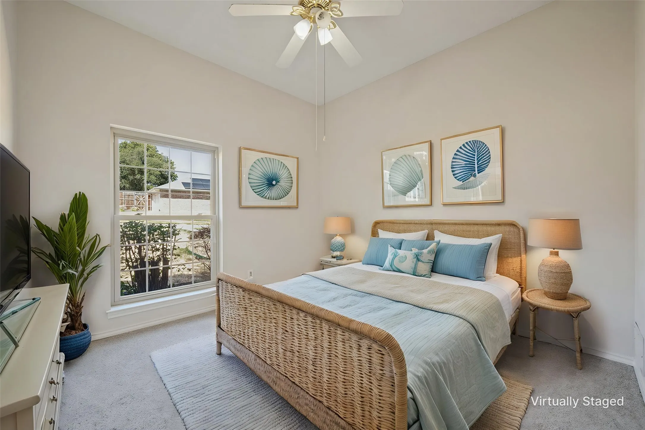 Single Family Residence For Sale in Denton County , 1404 Chesterfield Drive, Carrollton, Texas 75007, 4 Bedroom, 2 Bathroom, 2 Garage spaces, 2,132 Sqft, built in 1985, mls#21388578, Real Estate Agent in Carrollton, Homes For Sale in Denton county, Homes For Sale in Carrollton, Realtor in Carrollton Texas, Real Estate Brokerage Independent Realty Texas, Luminita Cordes Realtor