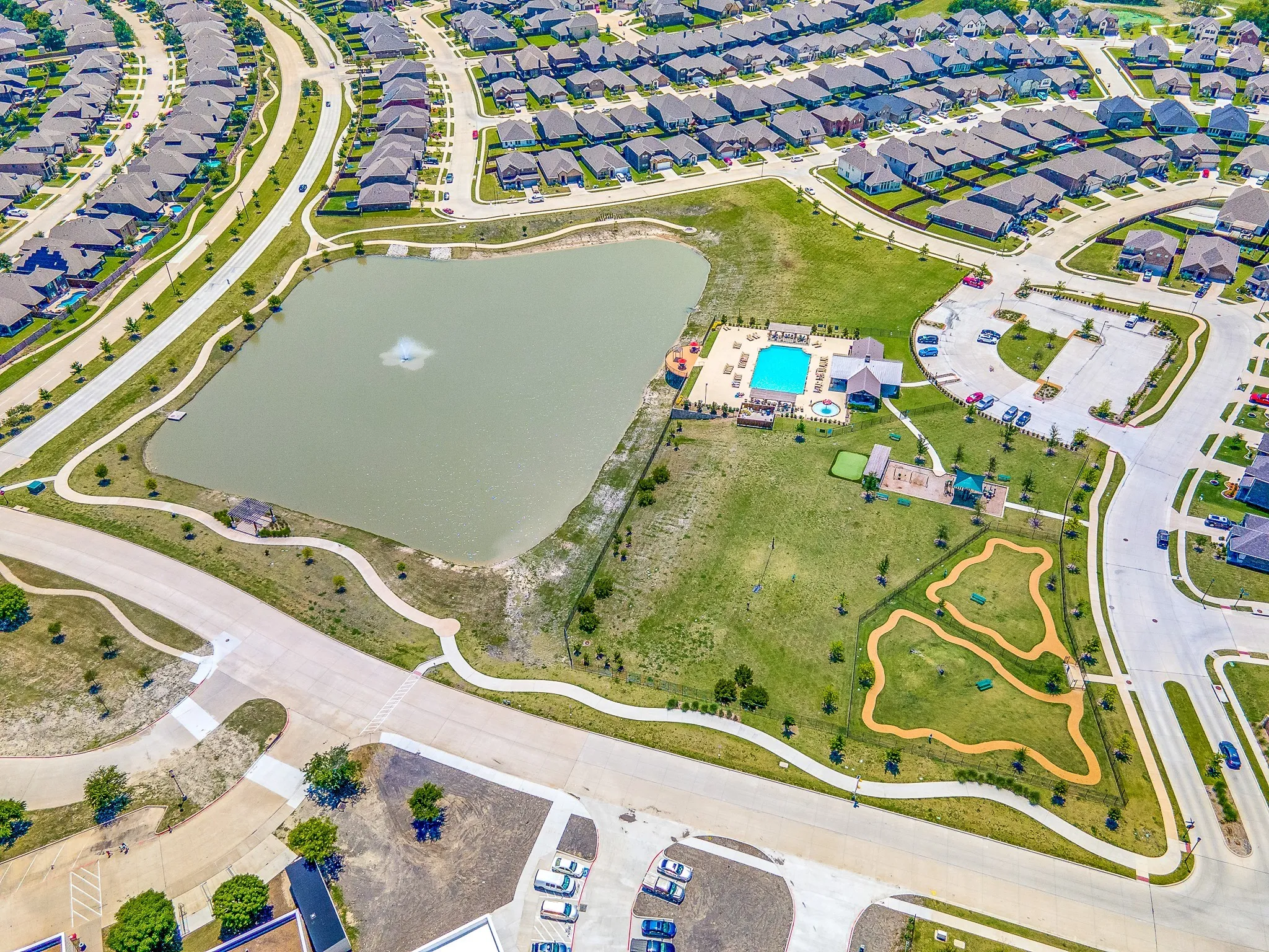 Amenity Center, Pool, and Pond