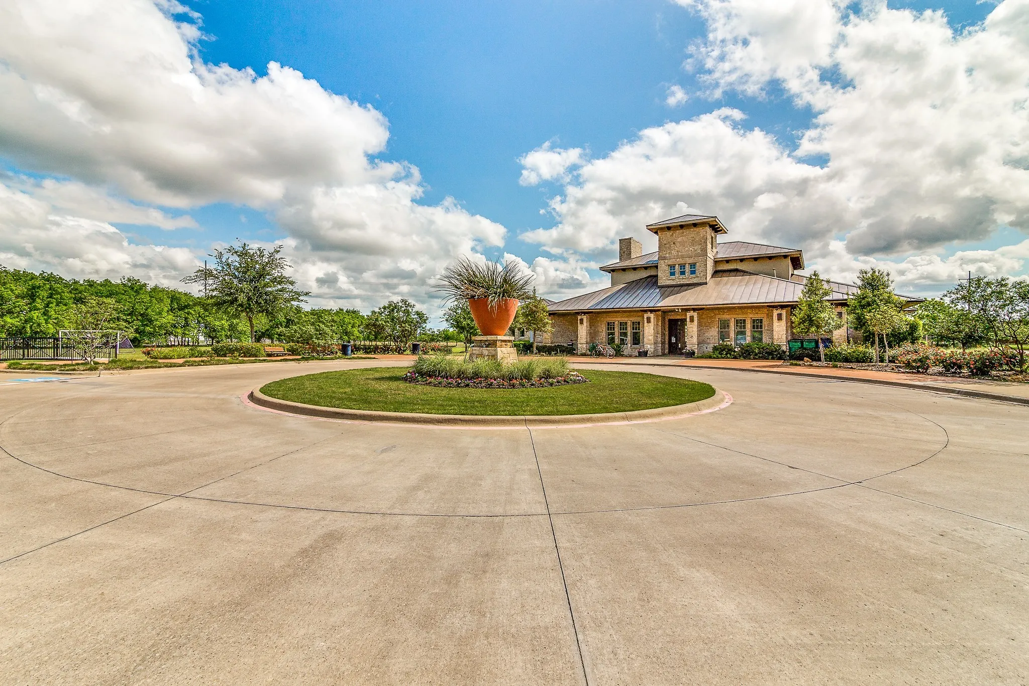 Amenity Center
