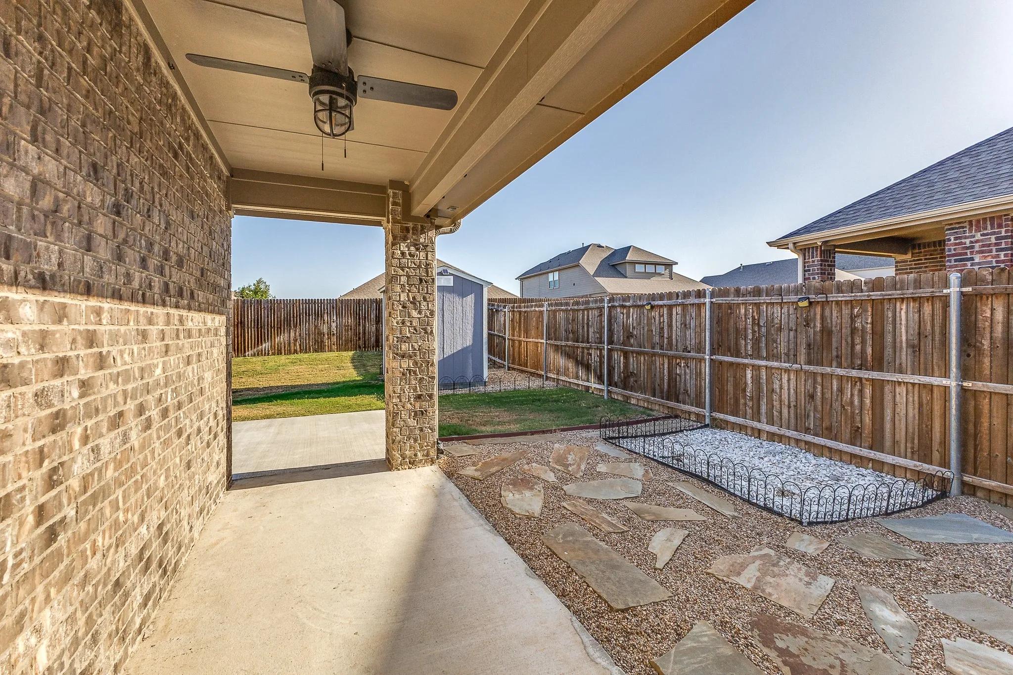 Single Family Residence For Rent in Rockwall County , 314 Gatecrest Drive, Fate, Texas 75087, 3 Bedroom, 2 Bathroom, 2 Garage spaces, 1,760 Sqft, built in 2022, mls#21388221, Real Estate Agent in Fate, Homes For Rent in Rockwall county, Homes For Rent in Fate, Realtor in Fate Texas, Real Estate Brokerage Independent Realty Texas, Luminita Cordes Realtor