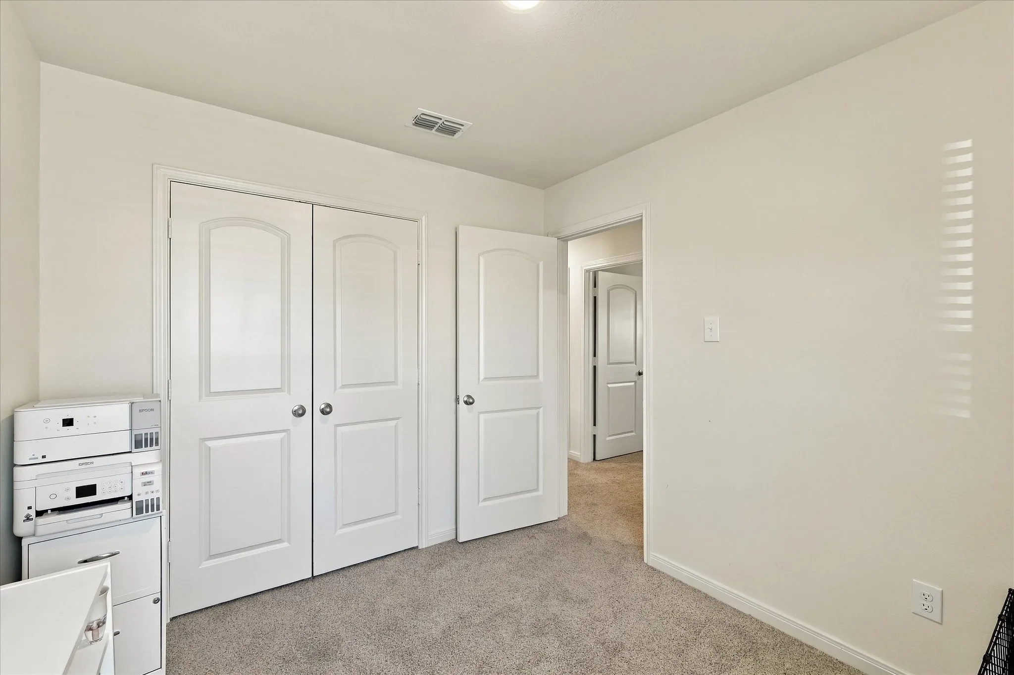Single Family Residence For Sale in Denton County , 14017 Golden Valley Road, Ponder, Texas 76259, 3 Bedroom, 2 Bathroom, 2 Garage spaces, 1,084 Sqft, built in 2024, mls#21389873, Real Estate Agent in Ponder, Homes For Sale in Denton county, Homes For Sale in Ponder, Realtor in Ponder Texas, Real Estate Brokerage Independent Realty Texas, Luminita Cordes Realtor