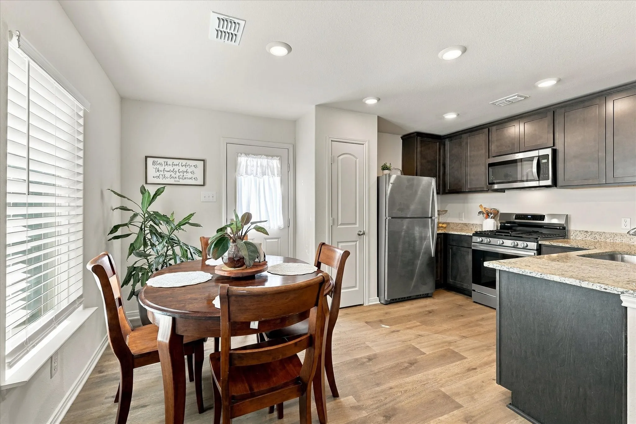 Single Family Residence For Sale in Denton County , 14017 Golden Valley Road, Ponder, Texas 76259, 3 Bedroom, 2 Bathroom, 2 Garage spaces, 1,084 Sqft, built in 2024, mls#21389873, Real Estate Agent in Ponder, Homes For Sale in Denton county, Homes For Sale in Ponder, Realtor in Ponder Texas, Real Estate Brokerage Independent Realty Texas, Luminita Cordes Realtor