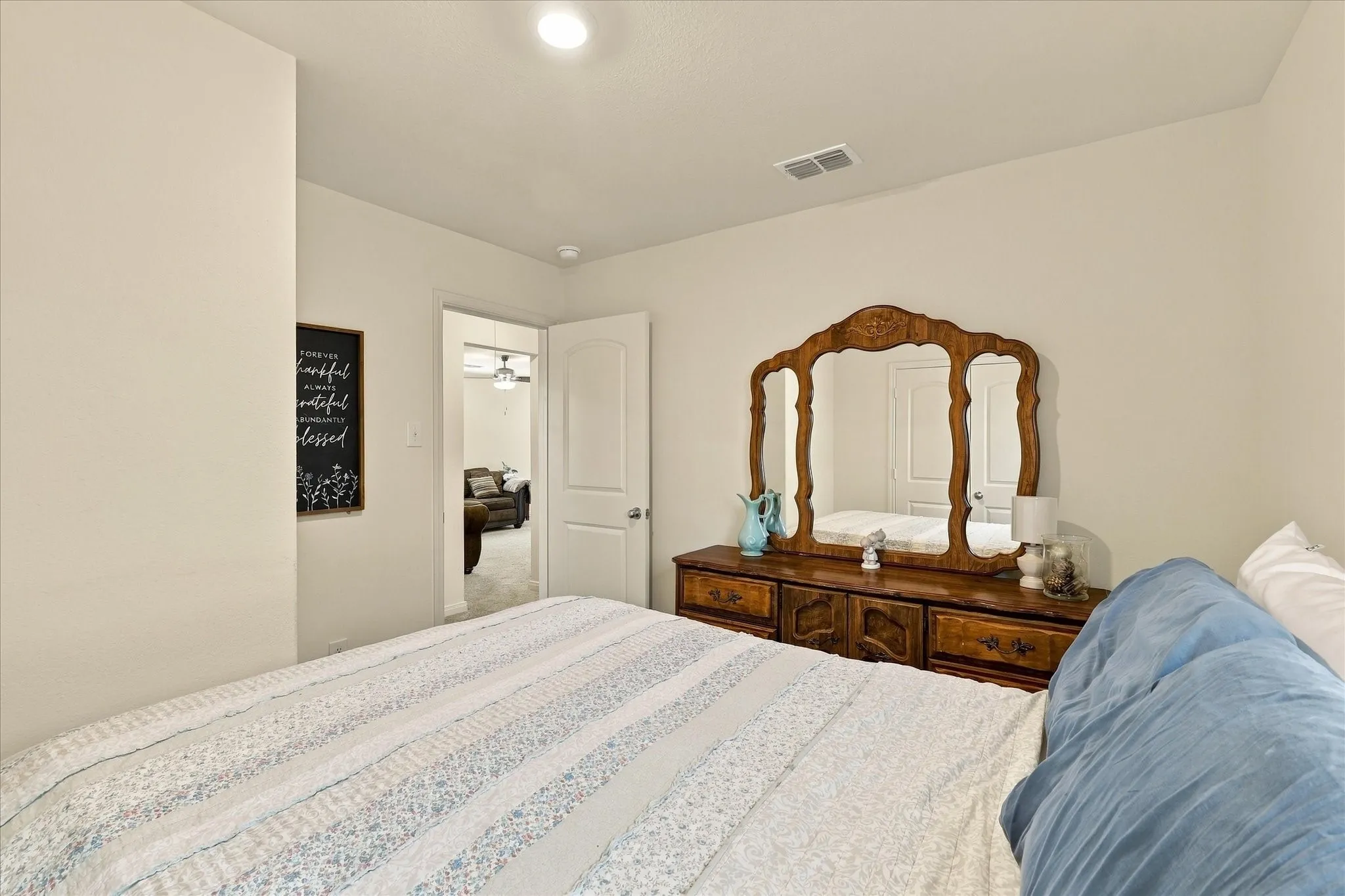 Single Family Residence For Sale in Denton County , 14017 Golden Valley Road, Ponder, Texas 76259, 3 Bedroom, 2 Bathroom, 2 Garage spaces, 1,084 Sqft, built in 2024, mls#21389873, Real Estate Agent in Ponder, Homes For Sale in Denton county, Homes For Sale in Ponder, Realtor in Ponder Texas, Real Estate Brokerage Independent Realty Texas, Luminita Cordes Realtor