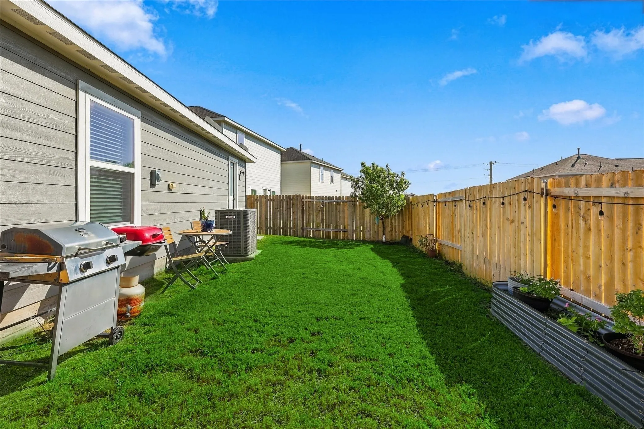 Single Family Residence For Sale in Denton County , 14017 Golden Valley Road, Ponder, Texas 76259, 3 Bedroom, 2 Bathroom, 2 Garage spaces, 1,084 Sqft, built in 2024, mls#21389873, Real Estate Agent in Ponder, Homes For Sale in Denton county, Homes For Sale in Ponder, Realtor in Ponder Texas, Real Estate Brokerage Independent Realty Texas, Luminita Cordes Realtor