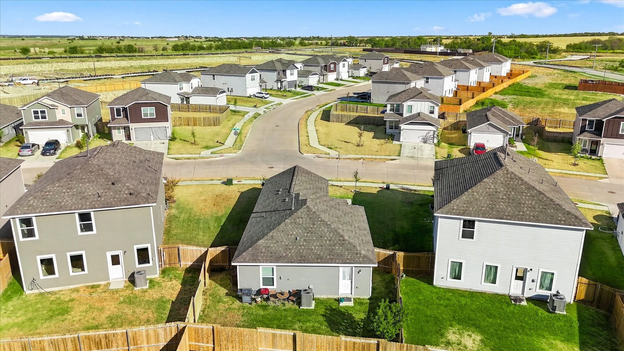 Single Family Residence For Sale in Denton County , 14017 Golden Valley Road, Ponder, Texas 76259, 3 Bedroom, 2 Bathroom, 2 Garage spaces, 1,084 Sqft, built in 2024, mls#21389873, Real Estate Agent in Ponder, Homes For Sale in Denton county, Homes For Sale in Ponder, Realtor in Ponder Texas, Real Estate Brokerage Independent Realty Texas, Luminita Cordes Realtor