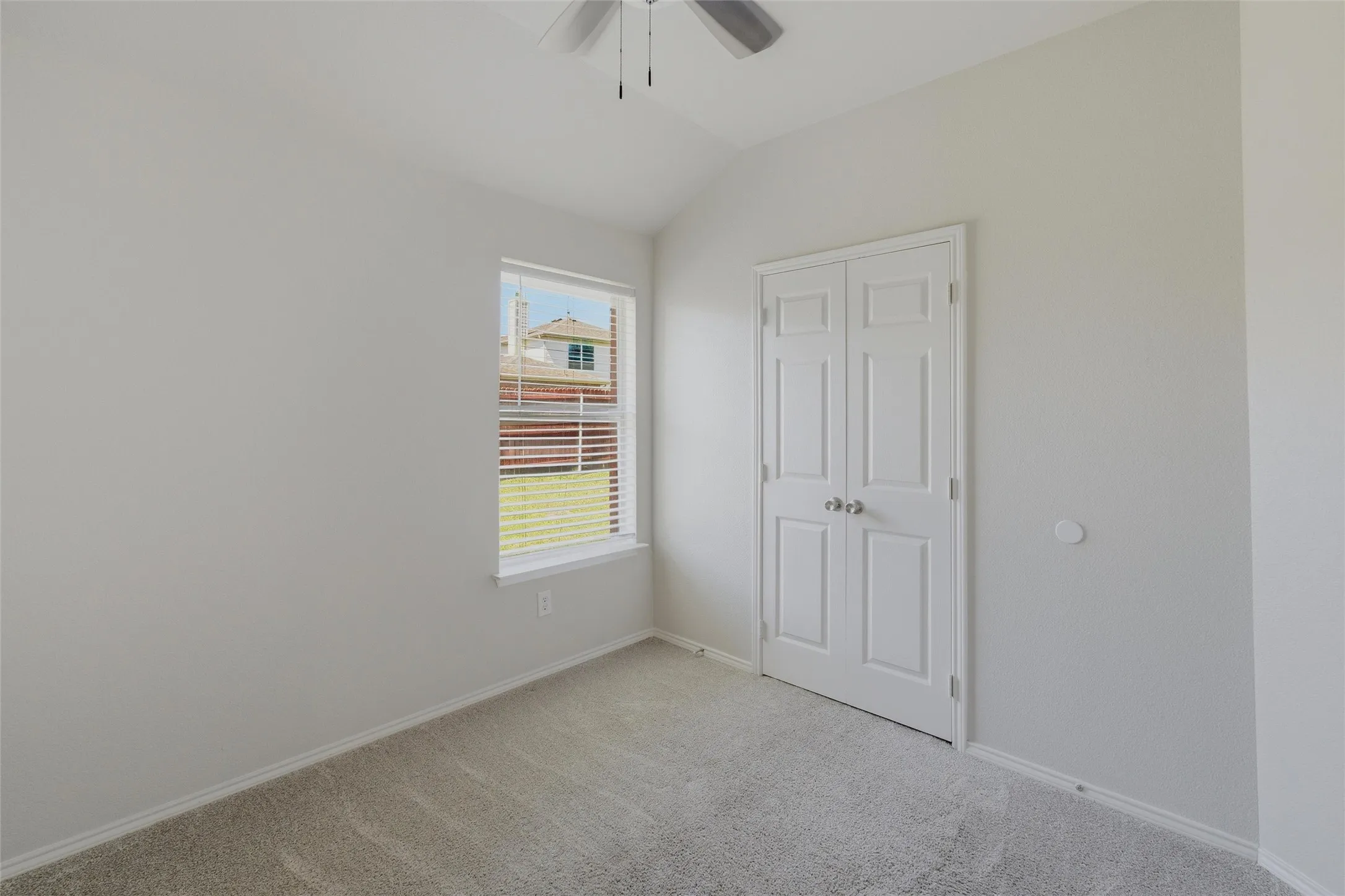 Single Family Residence For Rent in Kaufman County , 2024 Preston Trail, Forney, Texas 75126, 4 Bedroom, 2 Bathroom, 2 Garage spaces, 1,998 Sqft, built in 2006, mls#21390161, Real Estate Agent in Forney, Homes For Rent in Kaufman county, Homes For Rent in Forney, Realtor in Forney Texas, Real Estate Brokerage Independent Realty Texas, Luminita Cordes Realtor
