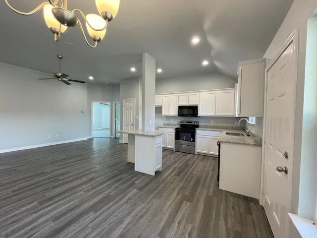 Single Family Residence For Sale in Hunt County , 4103 MORRISON, Greenville, Texas 75401, 4 Bedroom, 3 Bathroom, 2 Garage spaces, 1,577 Sqft, built in 2023, mls#21390151, Real Estate Agent in Greenville, Homes For Sale in Hunt county, Homes For Sale in Greenville, Realtor in Greenville Texas, Real Estate Brokerage Independent Realty Texas, Luminita Cordes Realtor