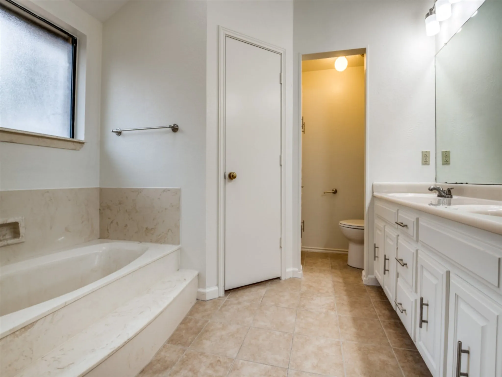 Single Family Residence For Sale in Collin County , 4525 Ringgold Lane, Plano, Texas 75093, 4 Bedroom, 2 Bathroom, 2 Garage spaces, 2,000 Sqft, built in 1984, mls#21385653, Real Estate Agent in Plano, Homes For Sale in Collin county, Homes For Sale in Plano, Realtor in Plano Texas, Real Estate Brokerage Independent Realty Texas, Luminita Cordes Realtor