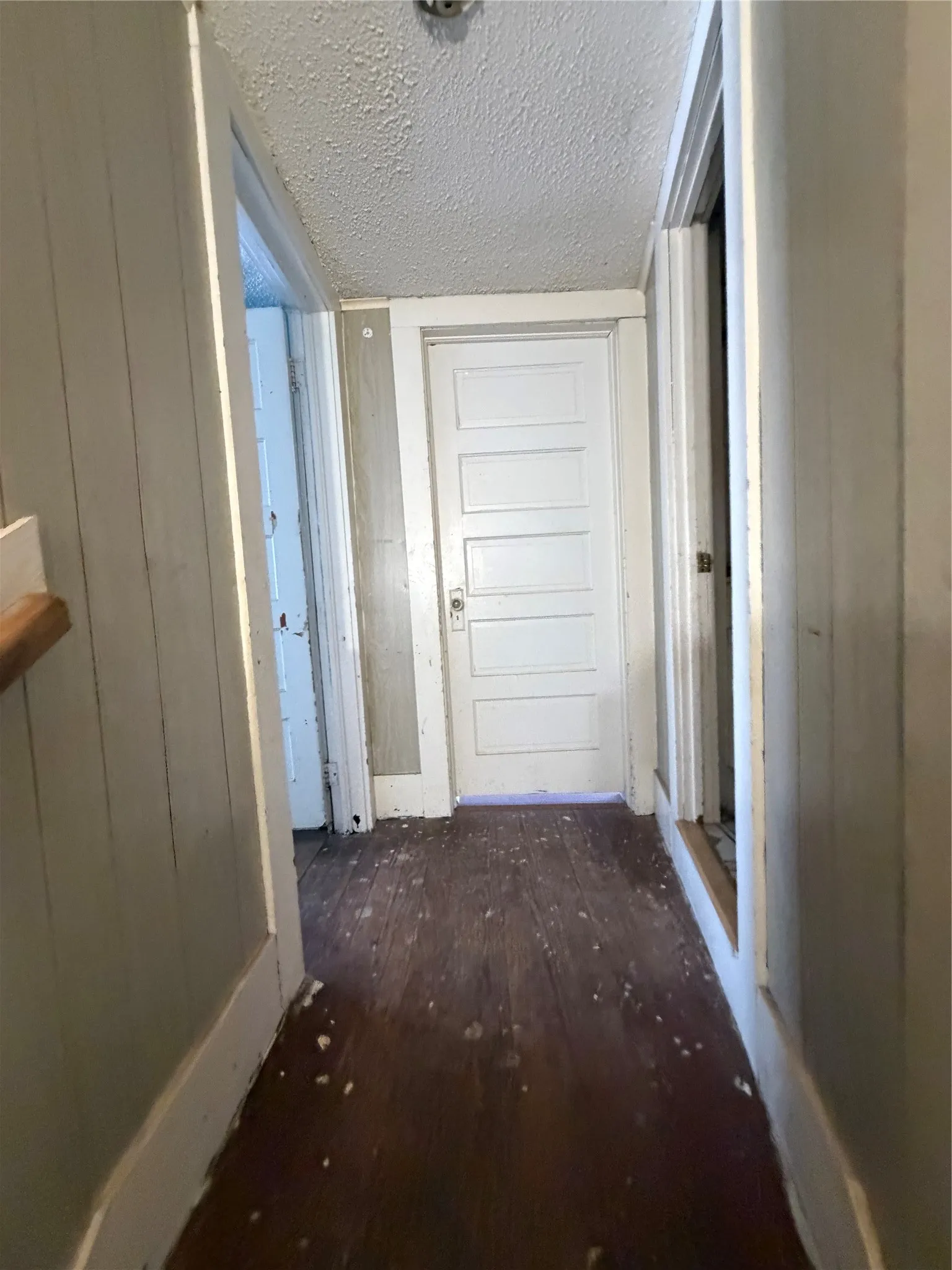 Single Family Residence For Sale in Baylor County , 401 N Stratton Street, Seymour, Texas 76380, 4 Bedroom, 3 Bathroom, 2 Garage spaces, 1,926 Sqft, built in 1925, mls#21390157, Real Estate Agent in Seymour, Homes For Sale in Baylor county, Homes For Sale in Seymour, Realtor in Seymour Texas, Real Estate Brokerage Independent Realty Texas, Luminita Cordes Realtor