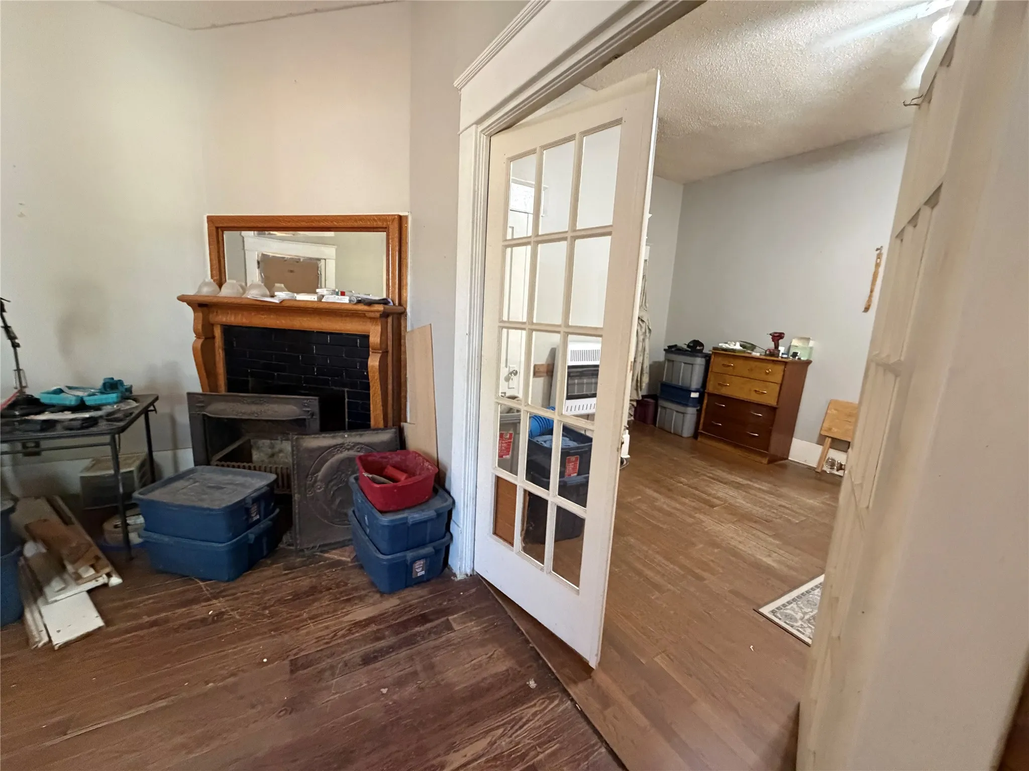 Single Family Residence For Sale in Baylor County , 401 N Stratton Street, Seymour, Texas 76380, 4 Bedroom, 3 Bathroom, 2 Garage spaces, 1,926 Sqft, built in 1925, mls#21390157, Real Estate Agent in Seymour, Homes For Sale in Baylor county, Homes For Sale in Seymour, Realtor in Seymour Texas, Real Estate Brokerage Independent Realty Texas, Luminita Cordes Realtor