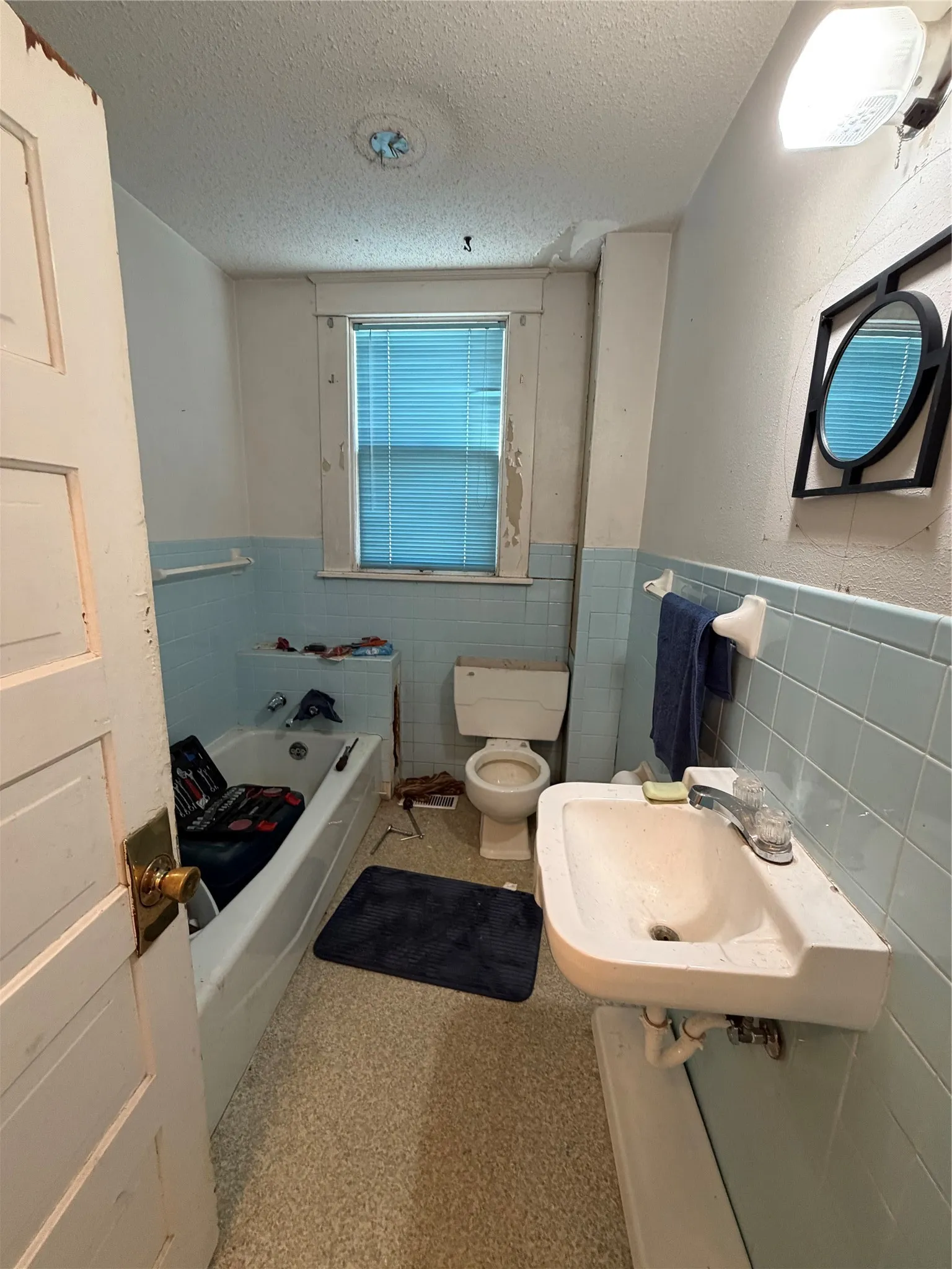 Single Family Residence For Sale in Baylor County , 401 N Stratton Street, Seymour, Texas 76380, 4 Bedroom, 3 Bathroom, 2 Garage spaces, 1,926 Sqft, built in 1925, mls#21390157, Real Estate Agent in Seymour, Homes For Sale in Baylor county, Homes For Sale in Seymour, Realtor in Seymour Texas, Real Estate Brokerage Independent Realty Texas, Luminita Cordes Realtor