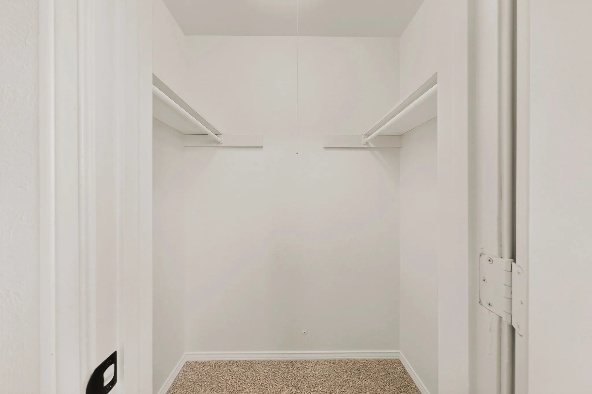 Single Family Residence For Sale in Dallas County , 130 Graystone Place, Duncanville, Texas 75137, 2 Bedroom, 2 Bathroom, Garage spaces, 1,024 Sqft, built in 1982, mls#21387514, Real Estate Agent in Duncanville, Homes For Sale in Dallas county, Homes For Sale in Duncanville, Realtor in Duncanville Texas, Real Estate Brokerage Independent Realty Texas, Luminita Cordes Realtor