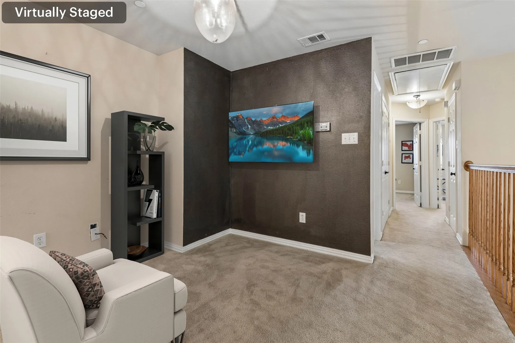 Townhouse For Sale in Denton County , 1748 Massey Drive, Lewisville, Texas 75067, 3 Bedroom, 3 Bathroom, 2 Garage spaces, 1,804 Sqft, built in 2002, mls#21386034, Real Estate Agent in Lewisville, Homes For Sale in Denton county, Homes For Sale in Lewisville, Realtor in Lewisville Texas, Real Estate Brokerage Independent Realty Texas, Luminita Cordes Realtor