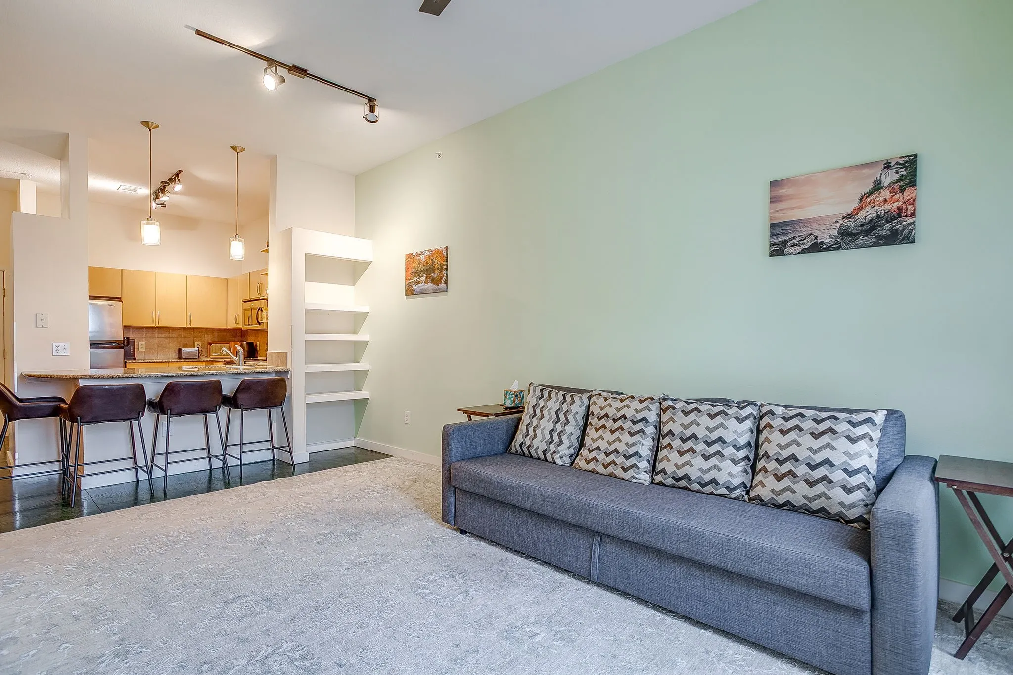 Condominium For Sale in Tarrant County , 201 W Lancaster Avenue 208, Fort Worth, Texas 76102, 1 Bedroom, 1 Bathroom, 2 Garage spaces, 778 Sqft, built in 2005, mls#21390166, Real Estate Agent in Fort Worth, Homes For Sale in Tarrant county, Homes For Sale in Fort Worth, Realtor in Fort Worth Texas, Real Estate Brokerage Independent Realty Texas, Luminita Cordes Realtor