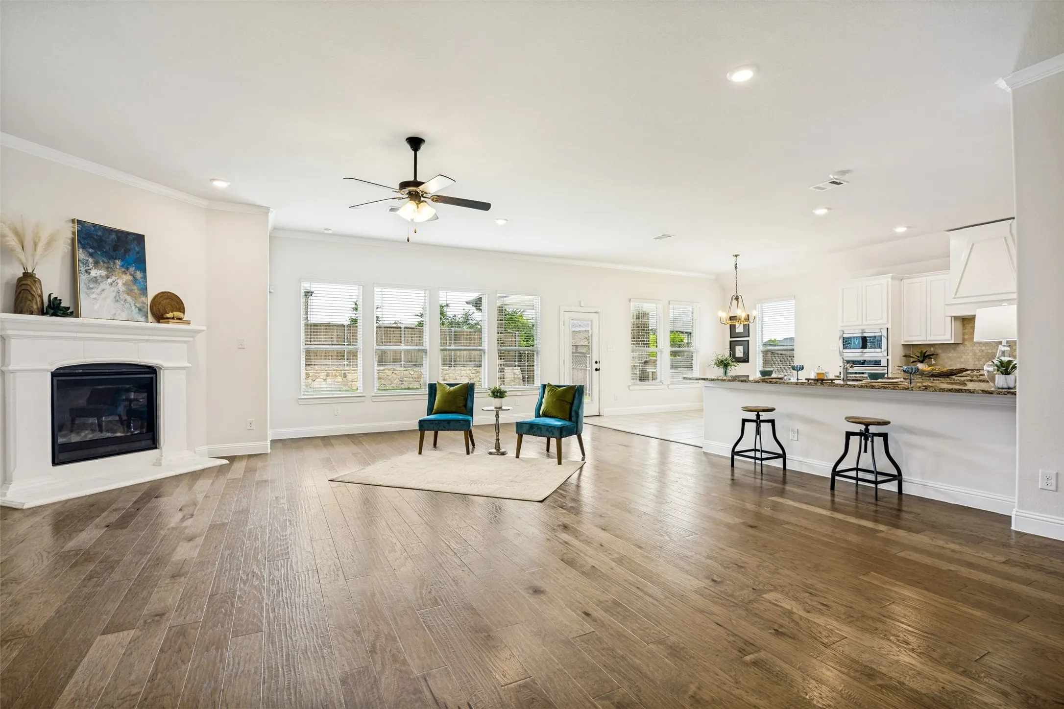 Single Family Residence For Sale in Rockwall County , 2618 Long Common, Rockwall, Texas 75032, 4 Bedroom, 2 Bathroom, 2 Garage spaces, 2,688 Sqft, built in 2019, mls#21390159, Real Estate Agent in Rockwall, Homes For Sale in Rockwall county, Homes For Sale in Rockwall, Realtor in Rockwall Texas, Real Estate Brokerage Independent Realty Texas, Luminita Cordes Realtor