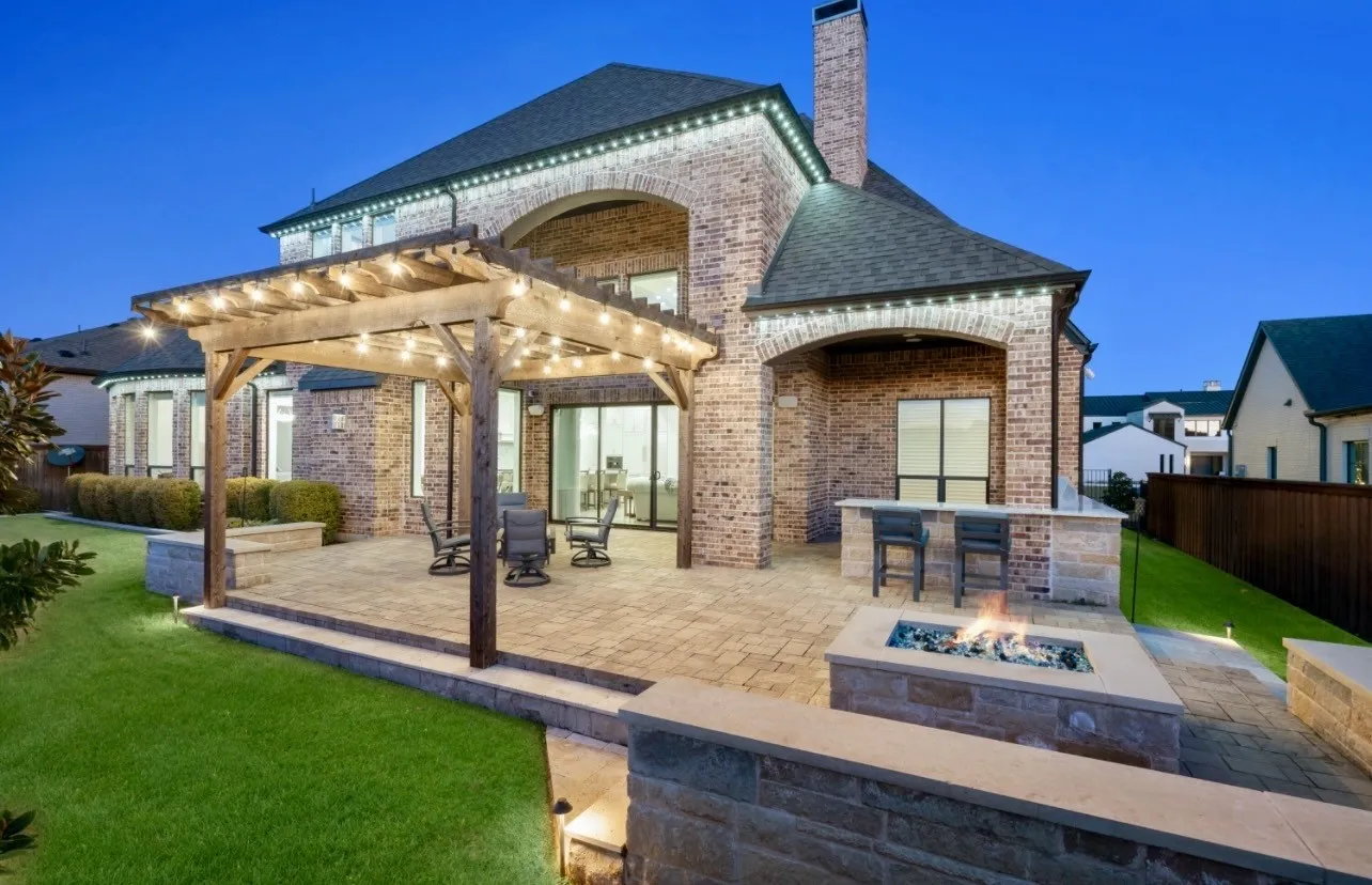 Single Family Residence For Sale in Collin County , 818 Brett Drive, Allen, Texas 75013, 5 Bedroom, 7 Bathroom, 3 Garage spaces, 6,733 Sqft, built in 2018, mls#21386872, Real Estate Agent in Allen, Homes For Sale in Collin county, Homes For Sale in Allen, Realtor in Allen Texas, Real Estate Brokerage Independent Realty Texas, Luminita Cordes Realtor