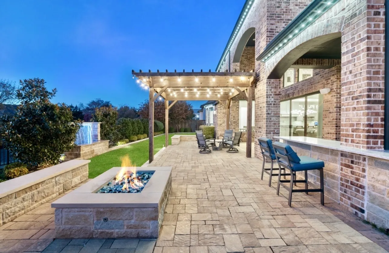 Single Family Residence For Sale in Collin County , 818 Brett Drive, Allen, Texas 75013, 5 Bedroom, 7 Bathroom, 3 Garage spaces, 6,733 Sqft, built in 2018, mls#21386872, Real Estate Agent in Allen, Homes For Sale in Collin county, Homes For Sale in Allen, Realtor in Allen Texas, Real Estate Brokerage Independent Realty Texas, Luminita Cordes Realtor