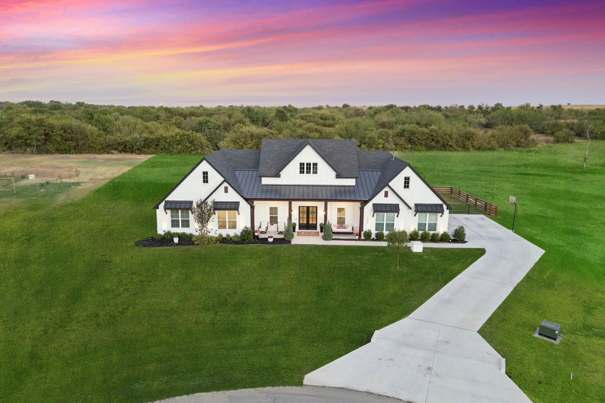Single Family Residence For Sale