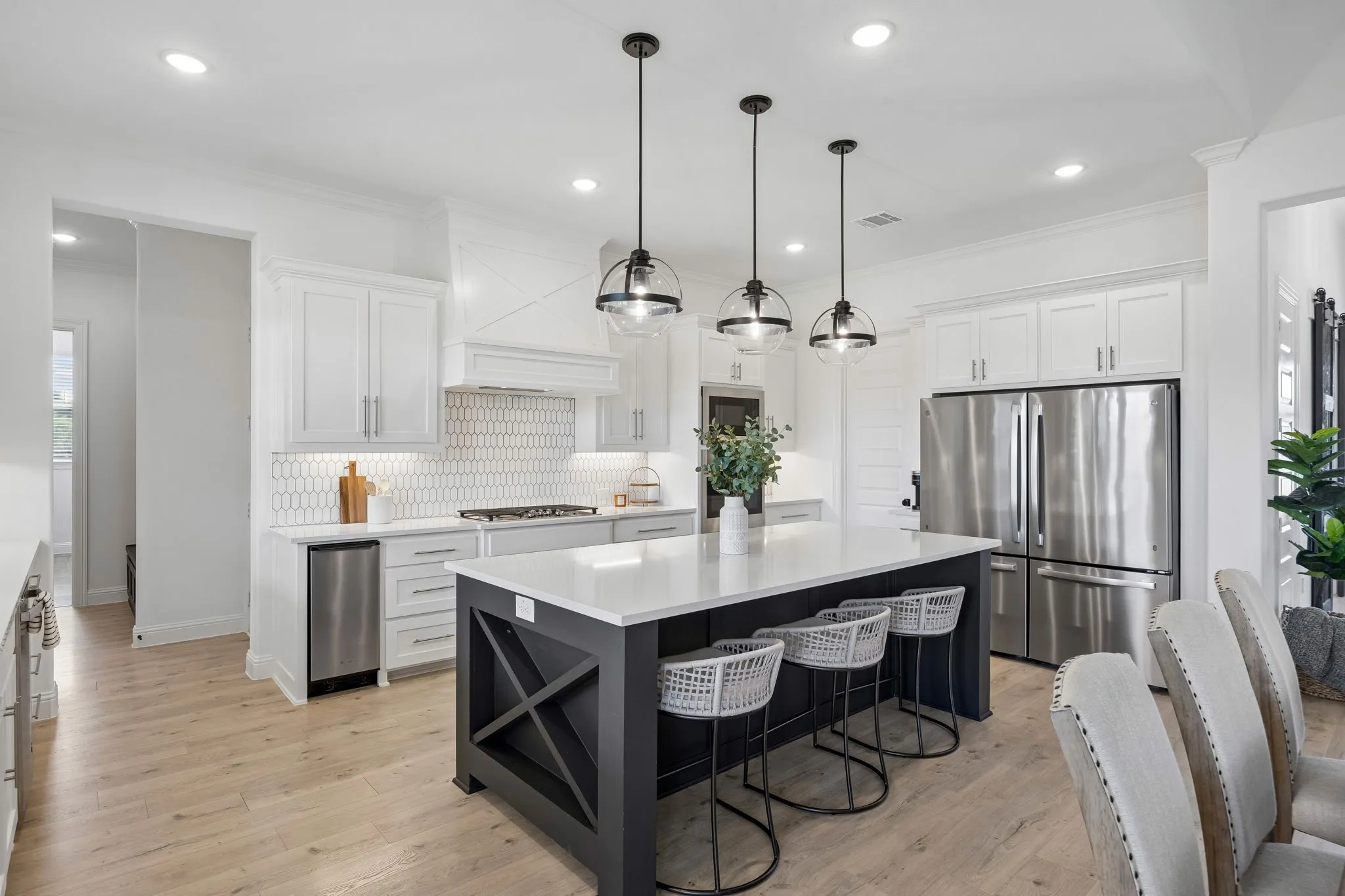Single Family Residence For Sale in Tarrant County , 4306 Sandstrom Way, Fort Worth, Texas 76179, 5 Bedroom, 4 Bathroom, 3 Garage spaces, 3,500 Sqft, built in 2023, mls#21389881, Real Estate Agent in Fort Worth, Homes For Sale in Tarrant county, Homes For Sale in Fort Worth, Realtor in Fort Worth Texas, Real Estate Brokerage Independent Realty Texas, Luminita Cordes Realtor