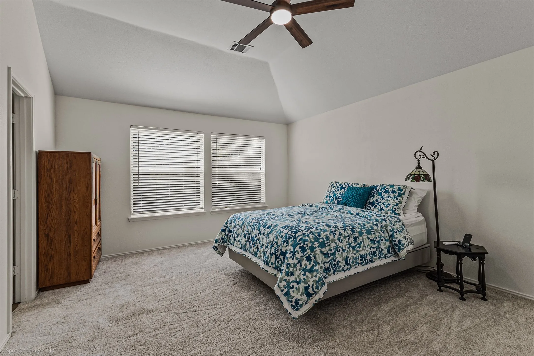 Single Family Residence For Sale in Dallas County , 716 Waterwood Lane, Mesquite, Texas 75181, 4 Bedroom, 3 Bathroom, 2 Garage spaces, 2,213 Sqft, built in 1993, mls#21388546, Real Estate Agent in Mesquite, Homes For Sale in Dallas county, Homes For Sale in Mesquite, Realtor in Mesquite Texas, Real Estate Brokerage Independent Realty Texas, Luminita Cordes Realtor