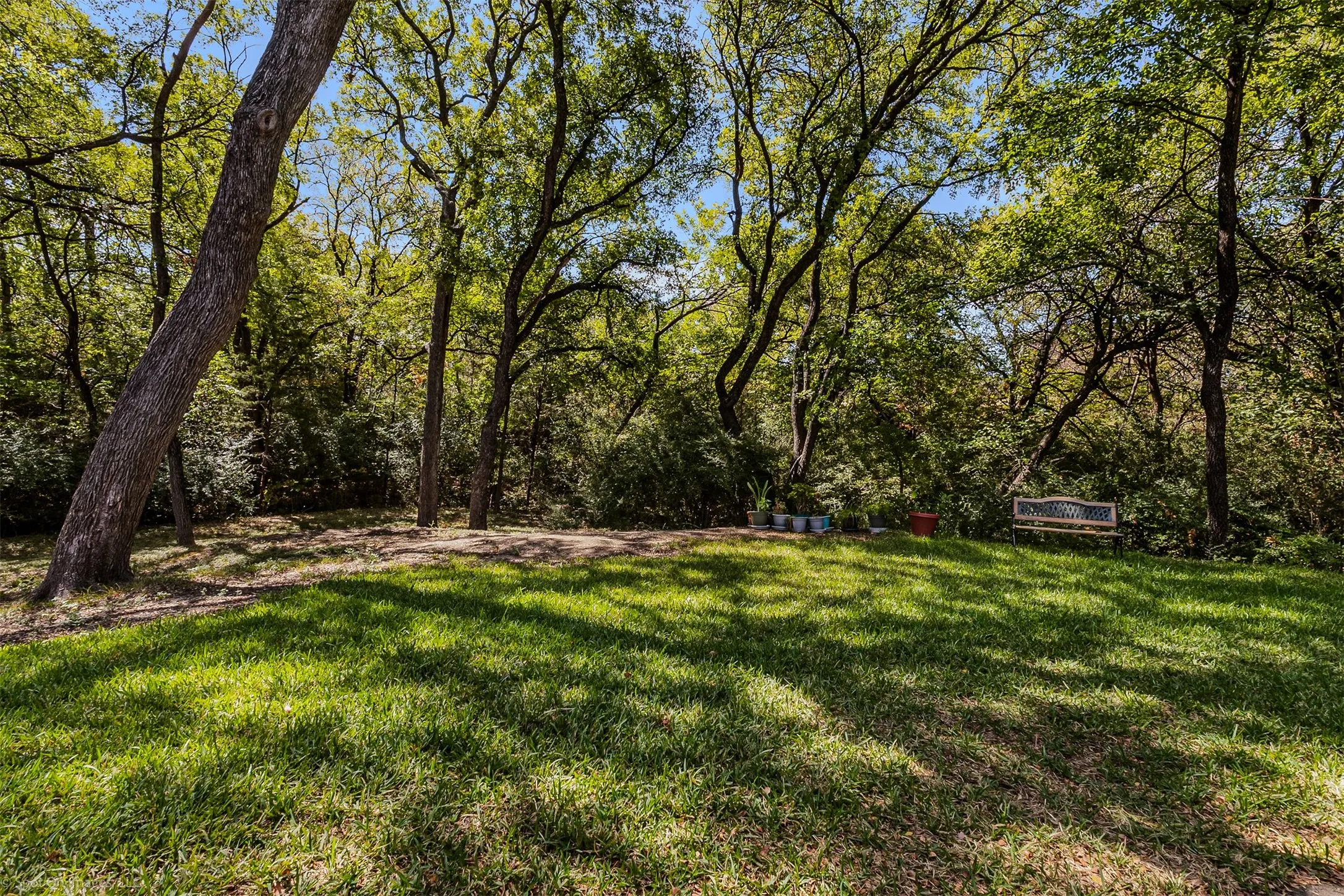 Single Family Residence For Sale in Dallas County , 716 Waterwood Lane, Mesquite, Texas 75181, 4 Bedroom, 3 Bathroom, 2 Garage spaces, 2,213 Sqft, built in 1993, mls#21388546, Real Estate Agent in Mesquite, Homes For Sale in Dallas county, Homes For Sale in Mesquite, Realtor in Mesquite Texas, Real Estate Brokerage Independent Realty Texas, Luminita Cordes Realtor