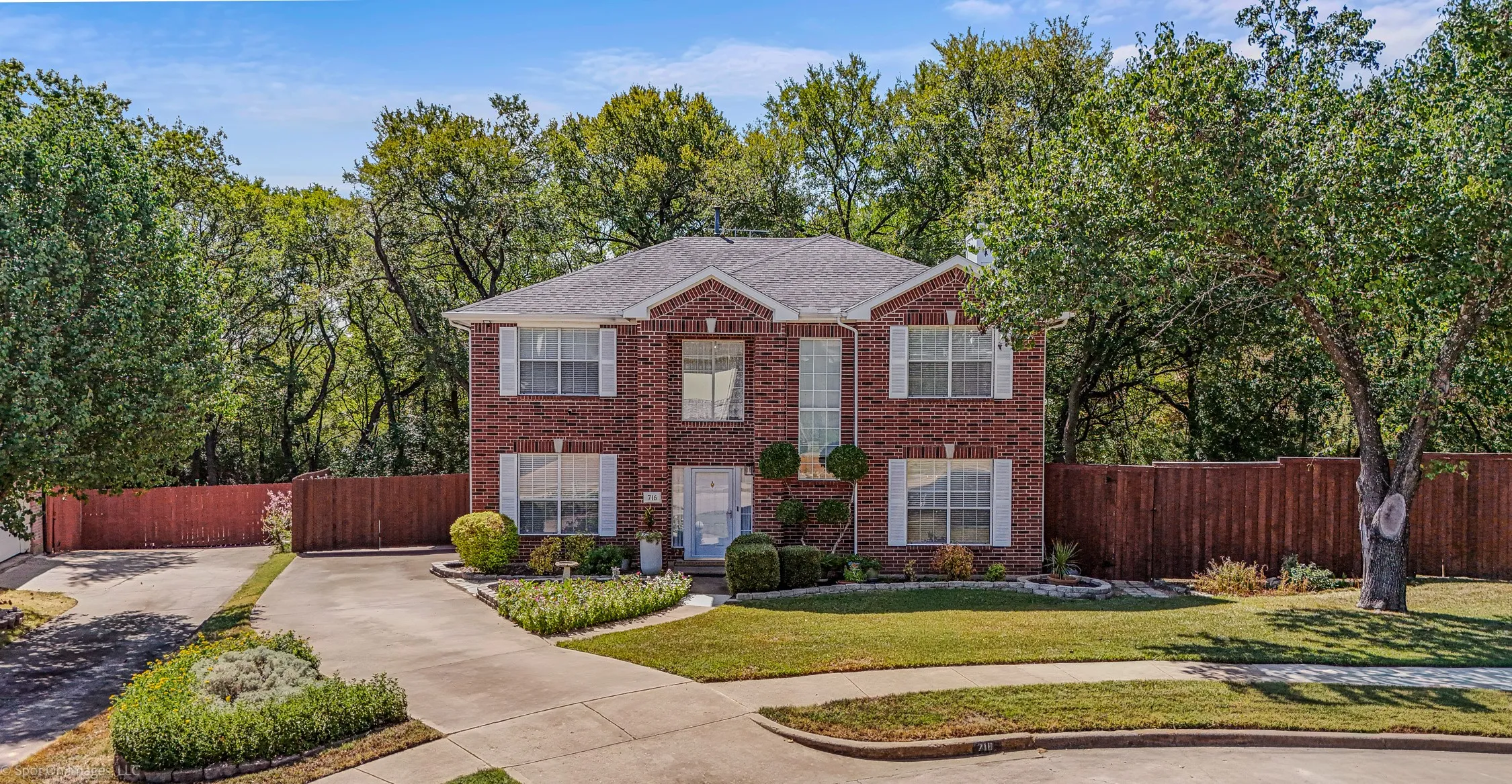 Single Family Residence For Sale