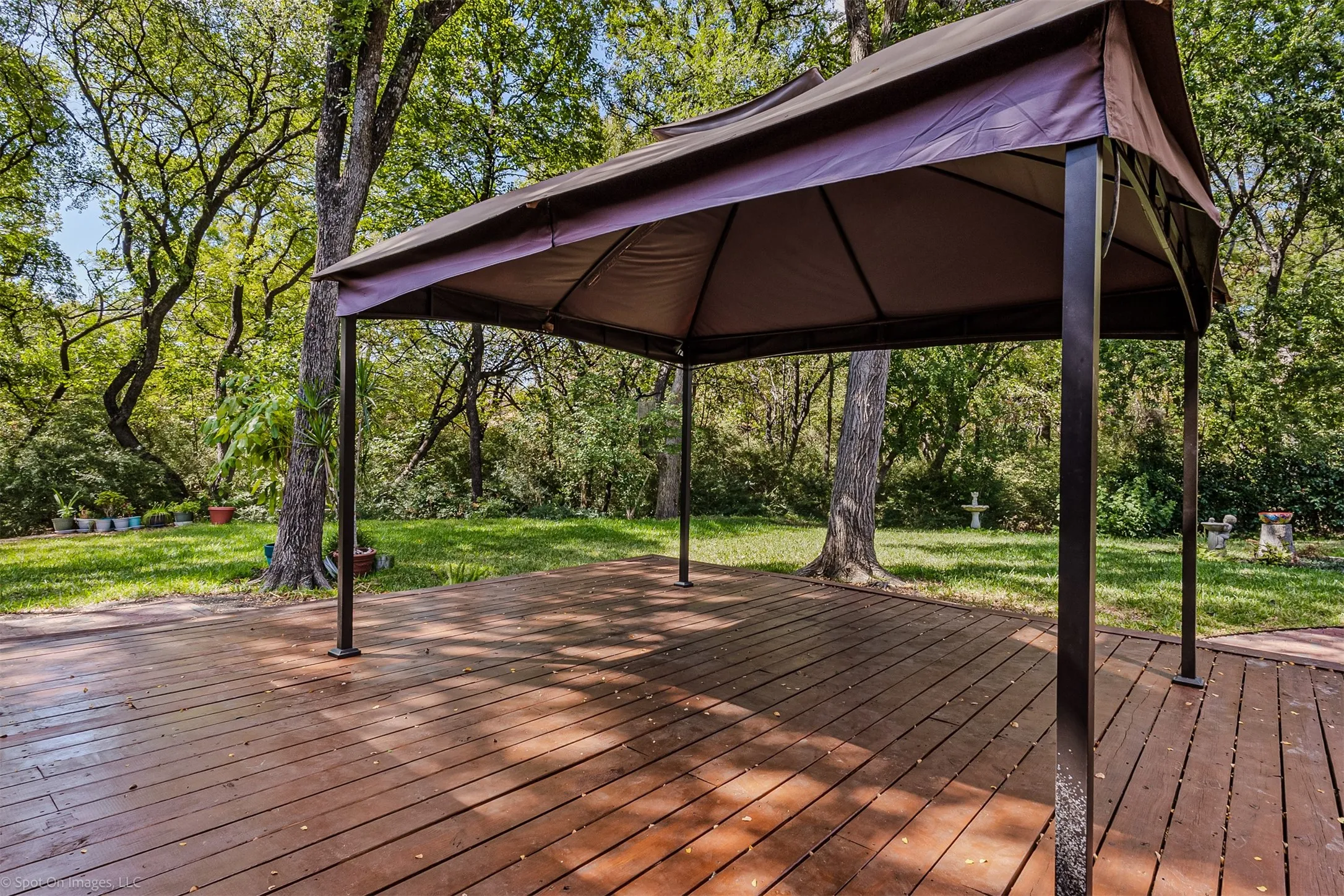Single Family Residence For Sale in Dallas County , 716 Waterwood Lane, Mesquite, Texas 75181, 4 Bedroom, 3 Bathroom, 2 Garage spaces, 2,213 Sqft, built in 1993, mls#21388546, Real Estate Agent in Mesquite, Homes For Sale in Dallas county, Homes For Sale in Mesquite, Realtor in Mesquite Texas, Real Estate Brokerage Independent Realty Texas, Luminita Cordes Realtor