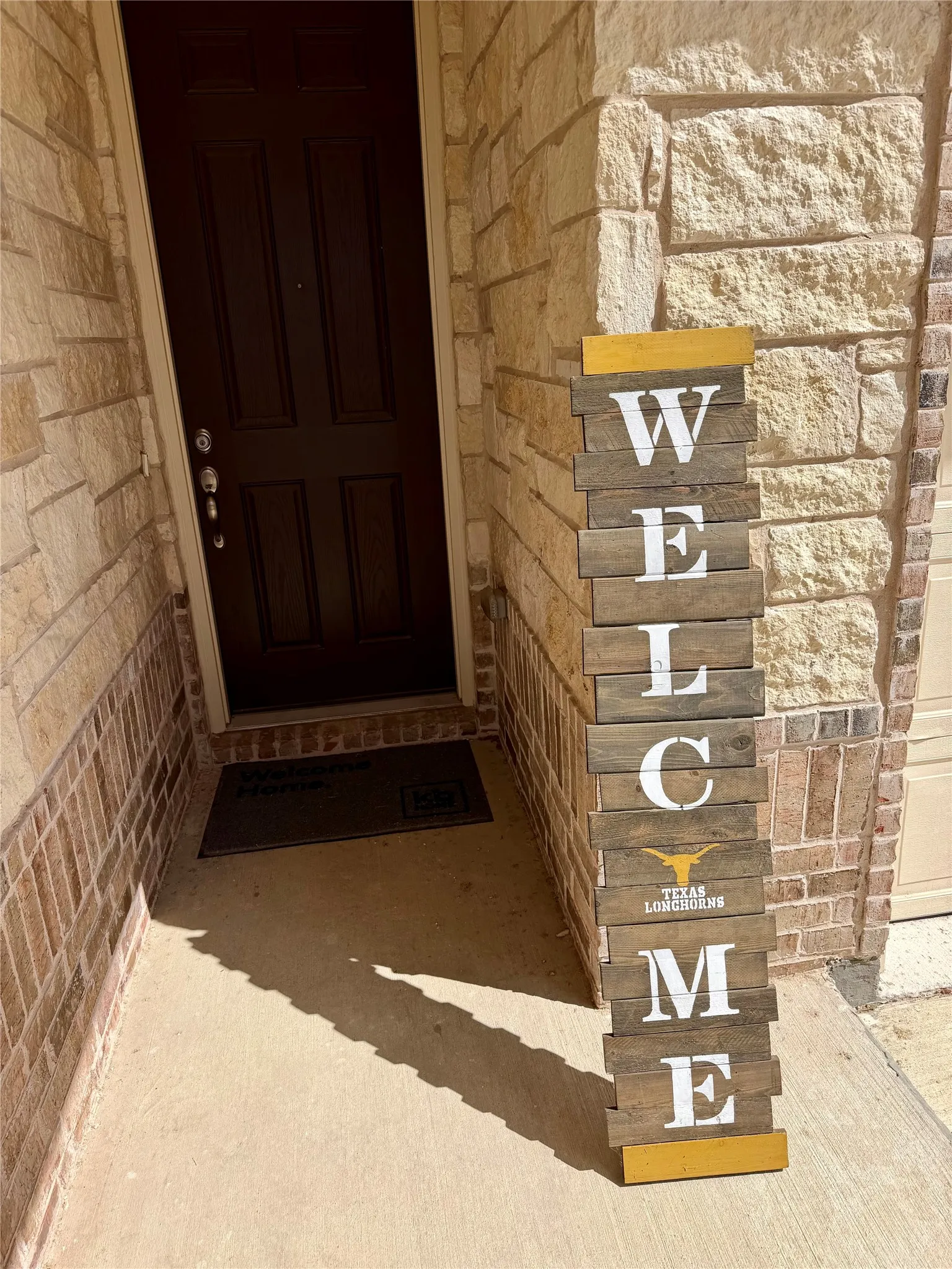 Single Family Residence For Sale in Kaufman County , 4014 Bedford Drive, Crandall, Texas 75114, 3 Bedroom, 2 Bathroom, 2 Garage spaces, 1,495 Sqft, built in 2024, mls#21386892, Real Estate Agent in Crandall, Homes For Sale in Kaufman county, Homes For Sale in Crandall, Realtor in Crandall Texas, Real Estate Brokerage Independent Realty Texas, Luminita Cordes Realtor