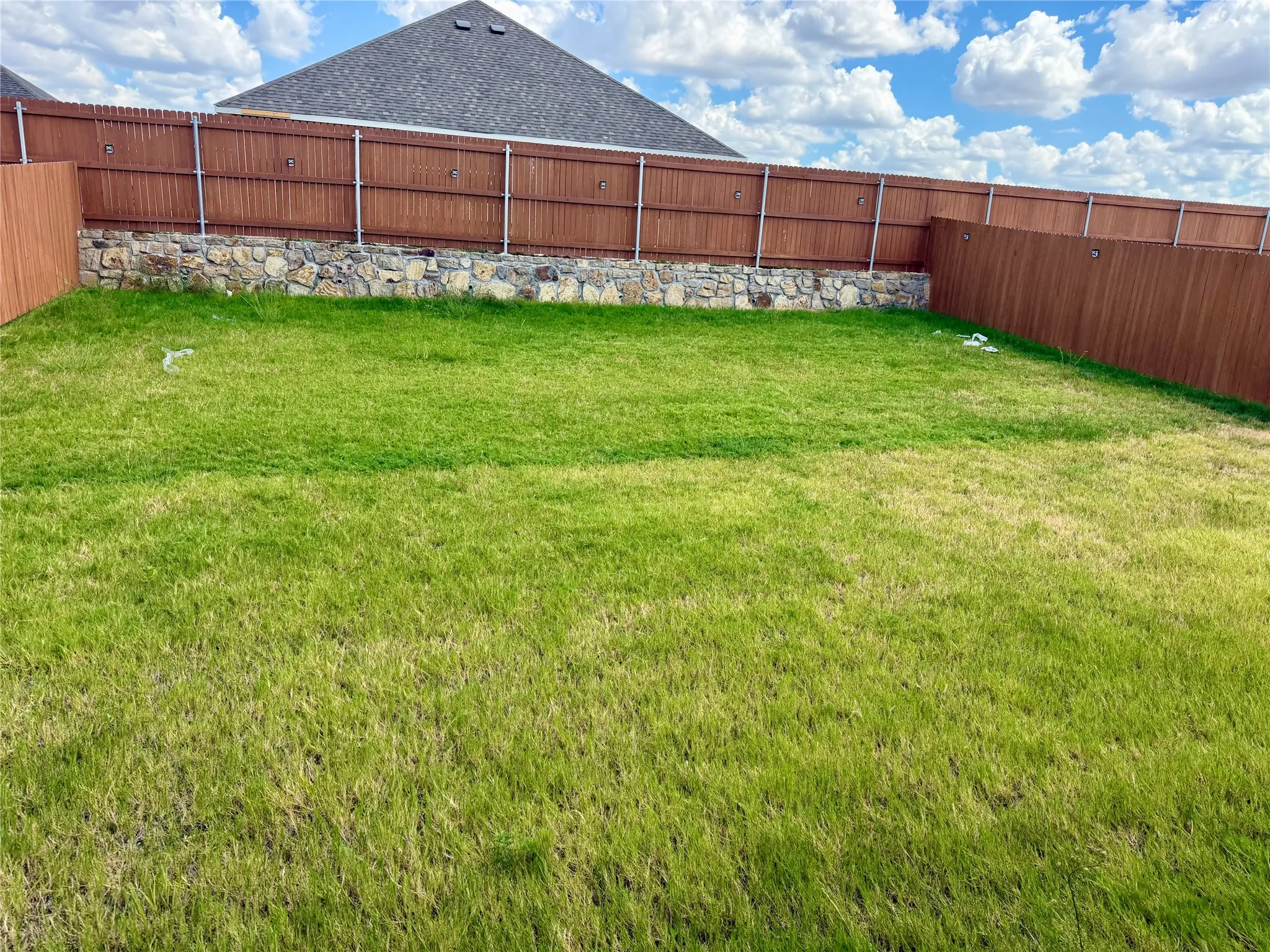 Single Family Residence For Sale in Kaufman County , 4014 Bedford Drive, Crandall, Texas 75114, 3 Bedroom, 2 Bathroom, 2 Garage spaces, 1,495 Sqft, built in 2024, mls#21386892, Real Estate Agent in Crandall, Homes For Sale in Kaufman county, Homes For Sale in Crandall, Realtor in Crandall Texas, Real Estate Brokerage Independent Realty Texas, Luminita Cordes Realtor