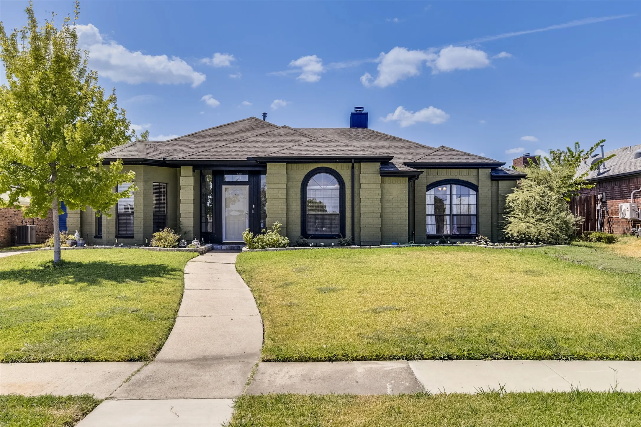 Single Family Residence For Sale