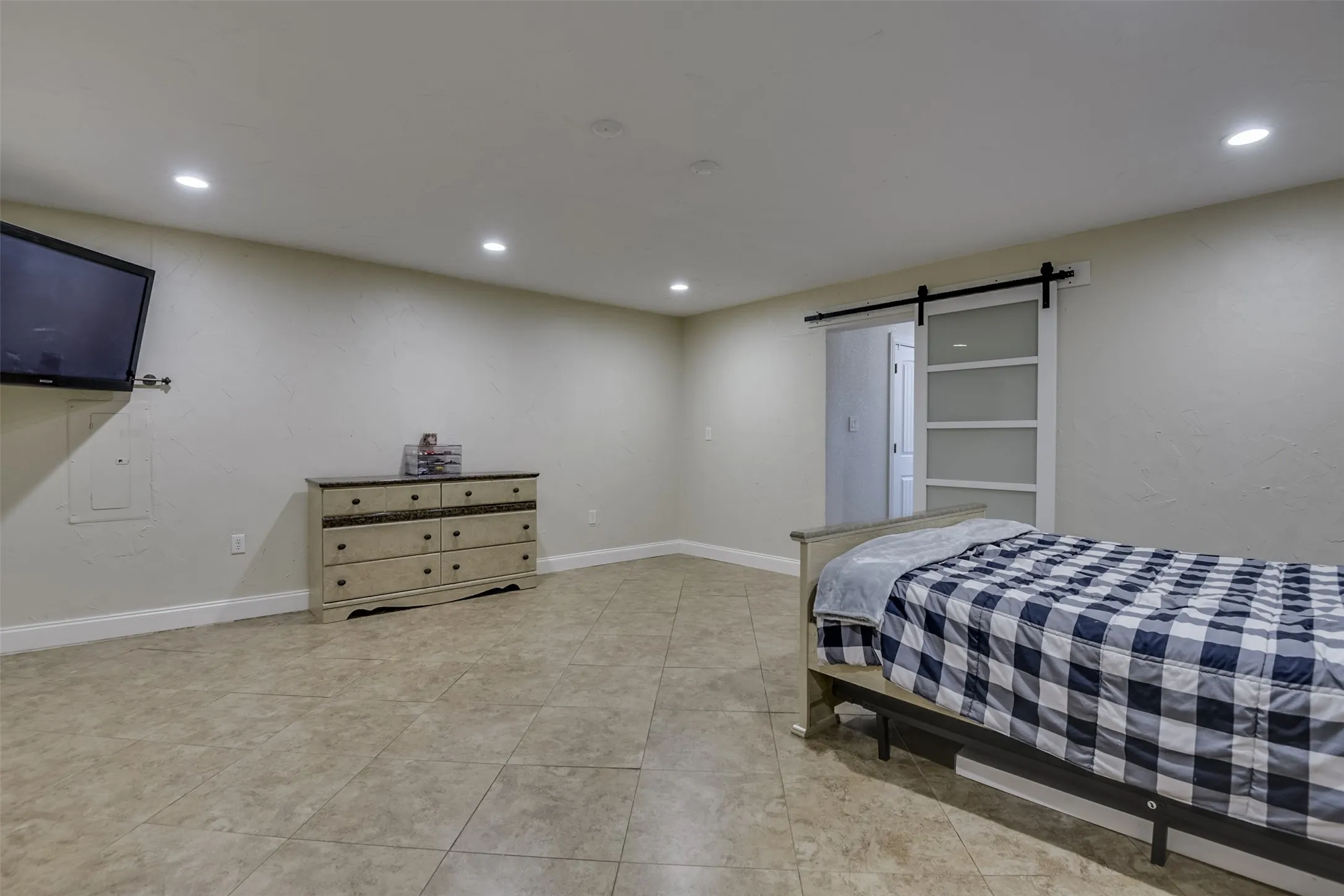 Single Family Residence For Sale in Dallas County , 1501 Osage Trail, Mesquite, Texas 75149, 3 Bedroom, 2 Bathroom, Garage spaces, 2,115 Sqft, built in 1988, mls#21388888, Real Estate Agent in Mesquite, Homes For Sale in Dallas county, Homes For Sale in Mesquite, Realtor in Mesquite Texas, Real Estate Brokerage Independent Realty Texas, Luminita Cordes Realtor