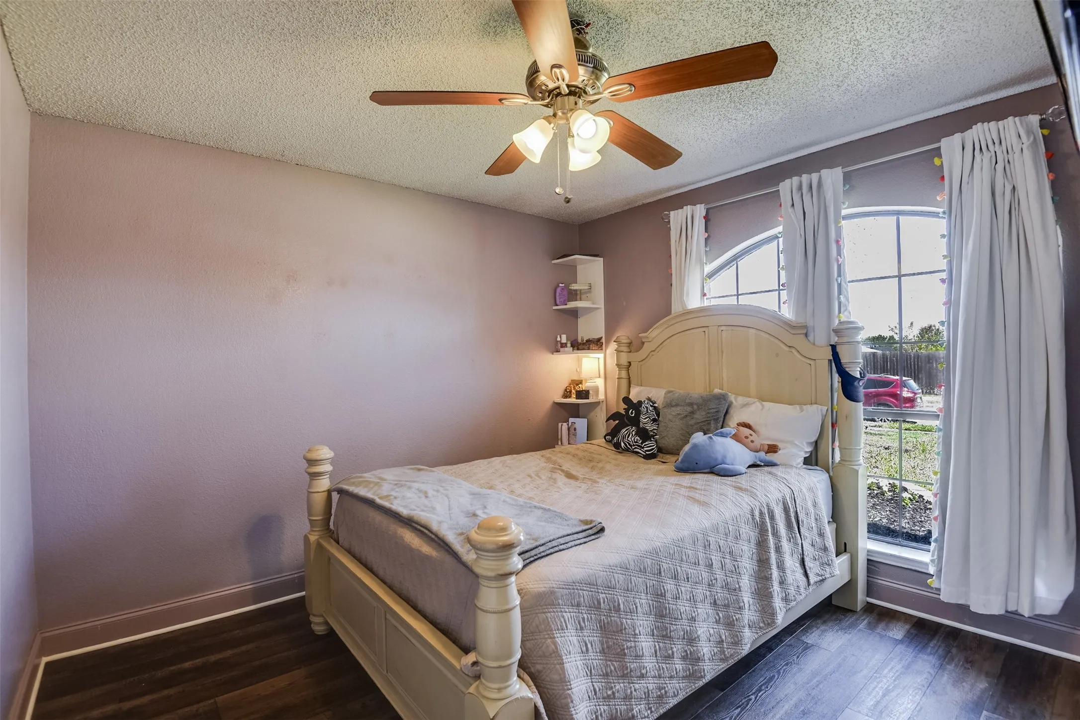 Single Family Residence For Sale in Dallas County , 1501 Osage Trail, Mesquite, Texas 75149, 3 Bedroom, 2 Bathroom, Garage spaces, 2,115 Sqft, built in 1988, mls#21388888, Real Estate Agent in Mesquite, Homes For Sale in Dallas county, Homes For Sale in Mesquite, Realtor in Mesquite Texas, Real Estate Brokerage Independent Realty Texas, Luminita Cordes Realtor