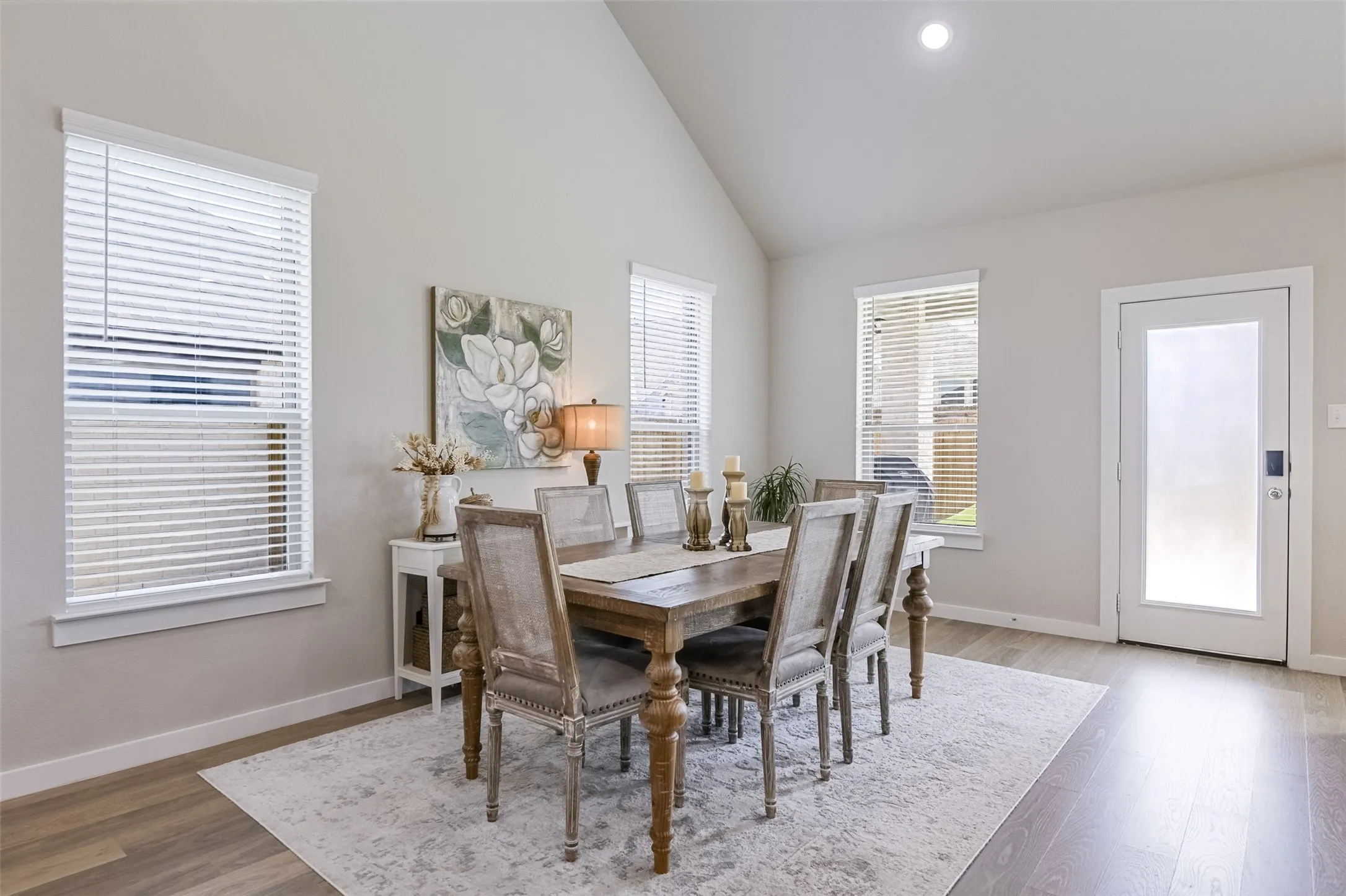 Single Family Residence For Sale in Ellis County , 540 Moonrise Street, Waxahachie, Texas 75165, 5 Bedroom, 3 Bathroom, 3 Garage spaces, 3,151 Sqft, built in 2024, mls#21389981, Real Estate Agent in Waxahachie, Homes For Sale in Ellis county, Homes For Sale in Waxahachie, Realtor in Waxahachie Texas, Real Estate Brokerage Independent Realty Texas, Luminita Cordes Realtor