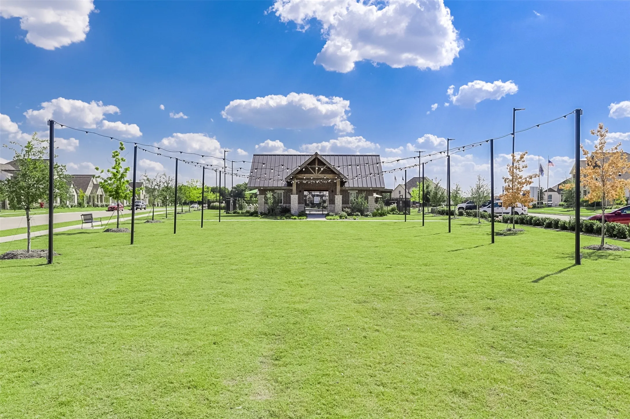 Single Family Residence For Sale in Ellis County , 540 Moonrise Street, Waxahachie, Texas 75165, 5 Bedroom, 3 Bathroom, 3 Garage spaces, 3,151 Sqft, built in 2024, mls#21389981, Real Estate Agent in Waxahachie, Homes For Sale in Ellis county, Homes For Sale in Waxahachie, Realtor in Waxahachie Texas, Real Estate Brokerage Independent Realty Texas, Luminita Cordes Realtor