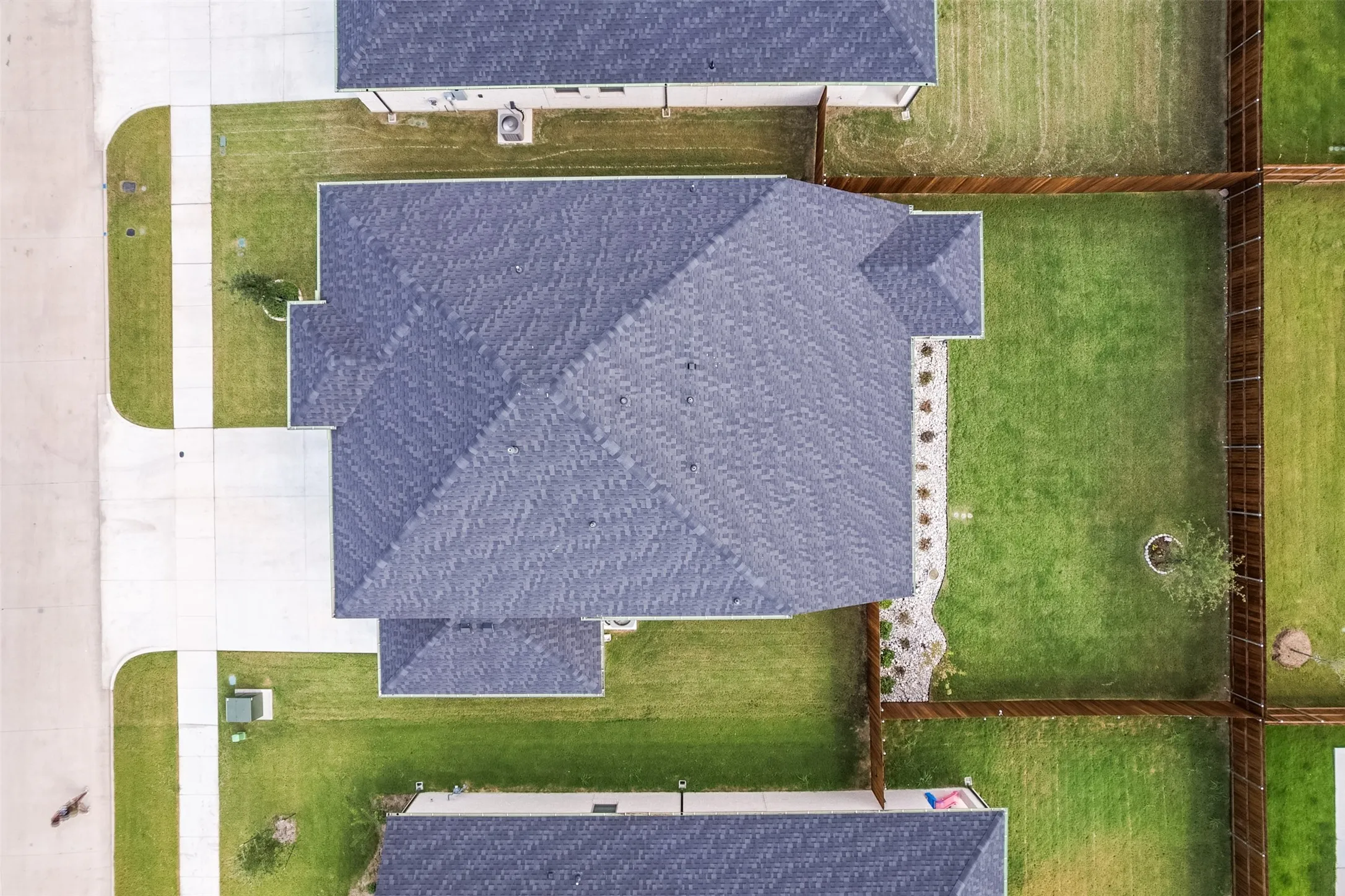 Single Family Residence For Sale in Ellis County , 540 Moonrise Street, Waxahachie, Texas 75165, 5 Bedroom, 3 Bathroom, 3 Garage spaces, 3,151 Sqft, built in 2024, mls#21389981, Real Estate Agent in Waxahachie, Homes For Sale in Ellis county, Homes For Sale in Waxahachie, Realtor in Waxahachie Texas, Real Estate Brokerage Independent Realty Texas, Luminita Cordes Realtor