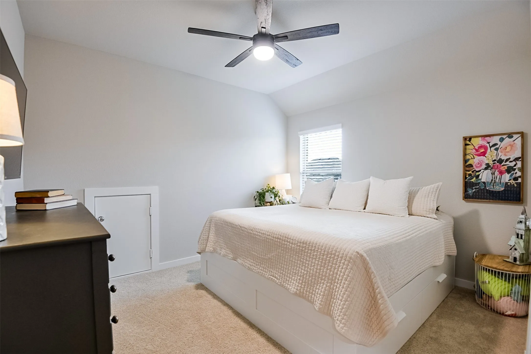 Single Family Residence For Sale in Ellis County , 540 Moonrise Street, Waxahachie, Texas 75165, 5 Bedroom, 3 Bathroom, 3 Garage spaces, 3,151 Sqft, built in 2024, mls#21389981, Real Estate Agent in Waxahachie, Homes For Sale in Ellis county, Homes For Sale in Waxahachie, Realtor in Waxahachie Texas, Real Estate Brokerage Independent Realty Texas, Luminita Cordes Realtor