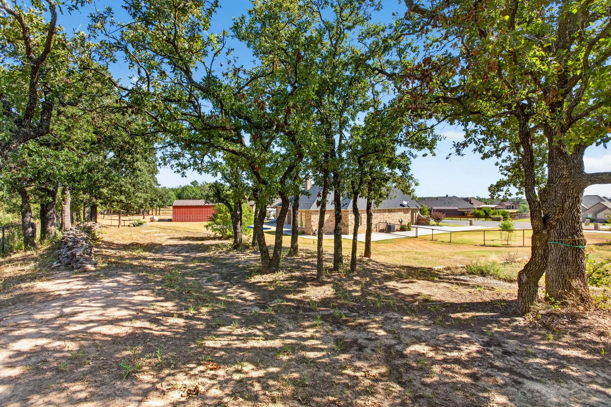 Single Family Residence For Sale in Parker County , 164 Spring Meadow Drive, Springtown, Texas 76082, 4 Bedroom, 2 Bathroom, 3 Garage spaces, 2,462 Sqft, built in 2017, mls#21386285, Real Estate Agent in Springtown, Homes For Sale in Parker county, Homes For Sale in Springtown, Realtor in Springtown Texas, Real Estate Brokerage Independent Realty Texas, Luminita Cordes Realtor